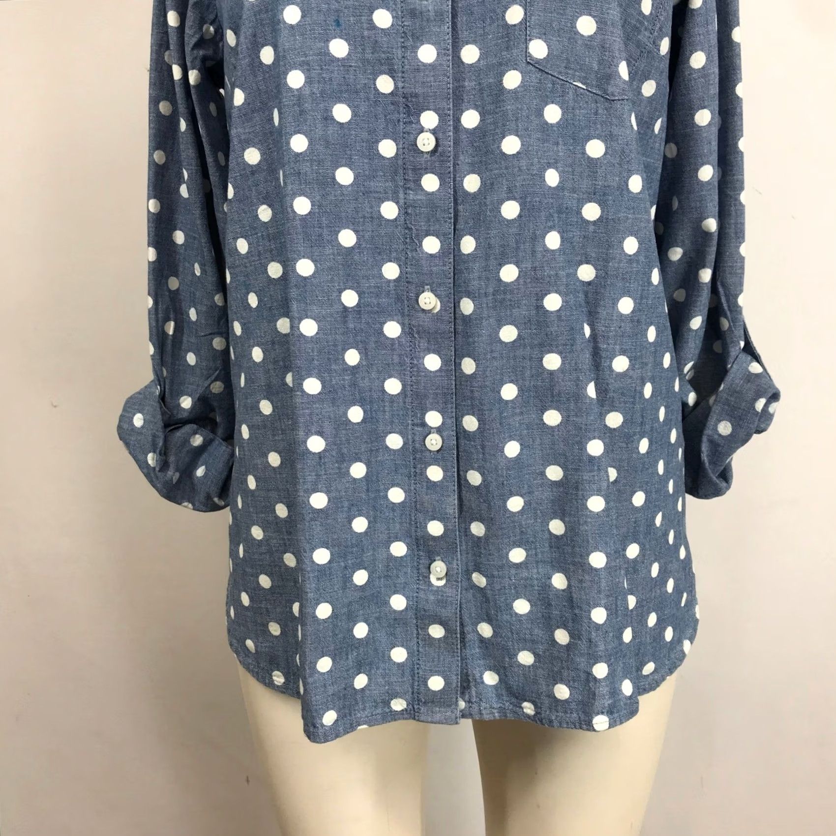 Tommy Hilfiger VINTAGE Tommy Hilfiger Woman Blue White Polka Dot Long Sleeve Button-Up Shirt M Size M / US 6-8 / IT 42-44 - 3 Thumbnail