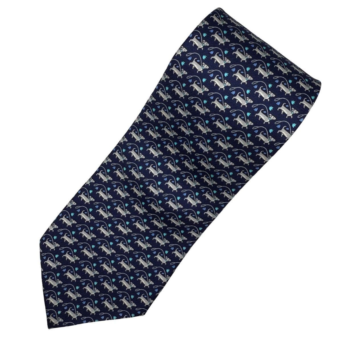 Salvatore Ferragamo Salvatore Ferragamo Silk Tie, Navy, Made in Italy, Like New Size ONE SIZE - 2 Thumbnail