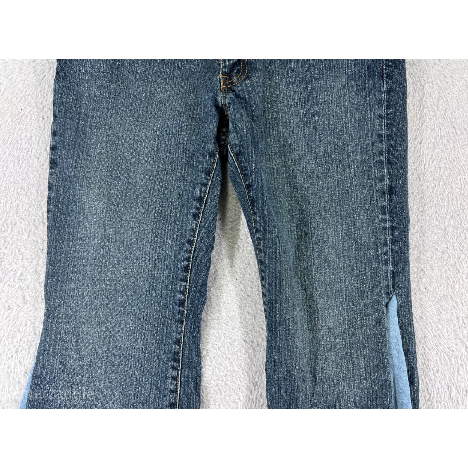 Gap Gap Jeans Womens 6a Blue Denim Flared Distressed Stretch Medium Wash 28in Inseam 5-Pocket 90s Southwestern Style Mens/Womens Size 34" / US 12 / IT 48 - 7 Thumbnail