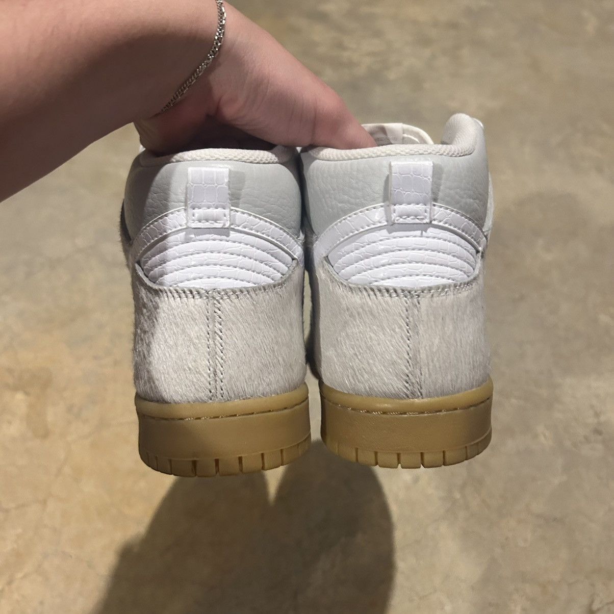 Nike × Nike SB Nike Dunk High Premium Neutral Grey Pony Hair 2008 US 9 Size US 9 / EU 42 - 7 Thumbnail