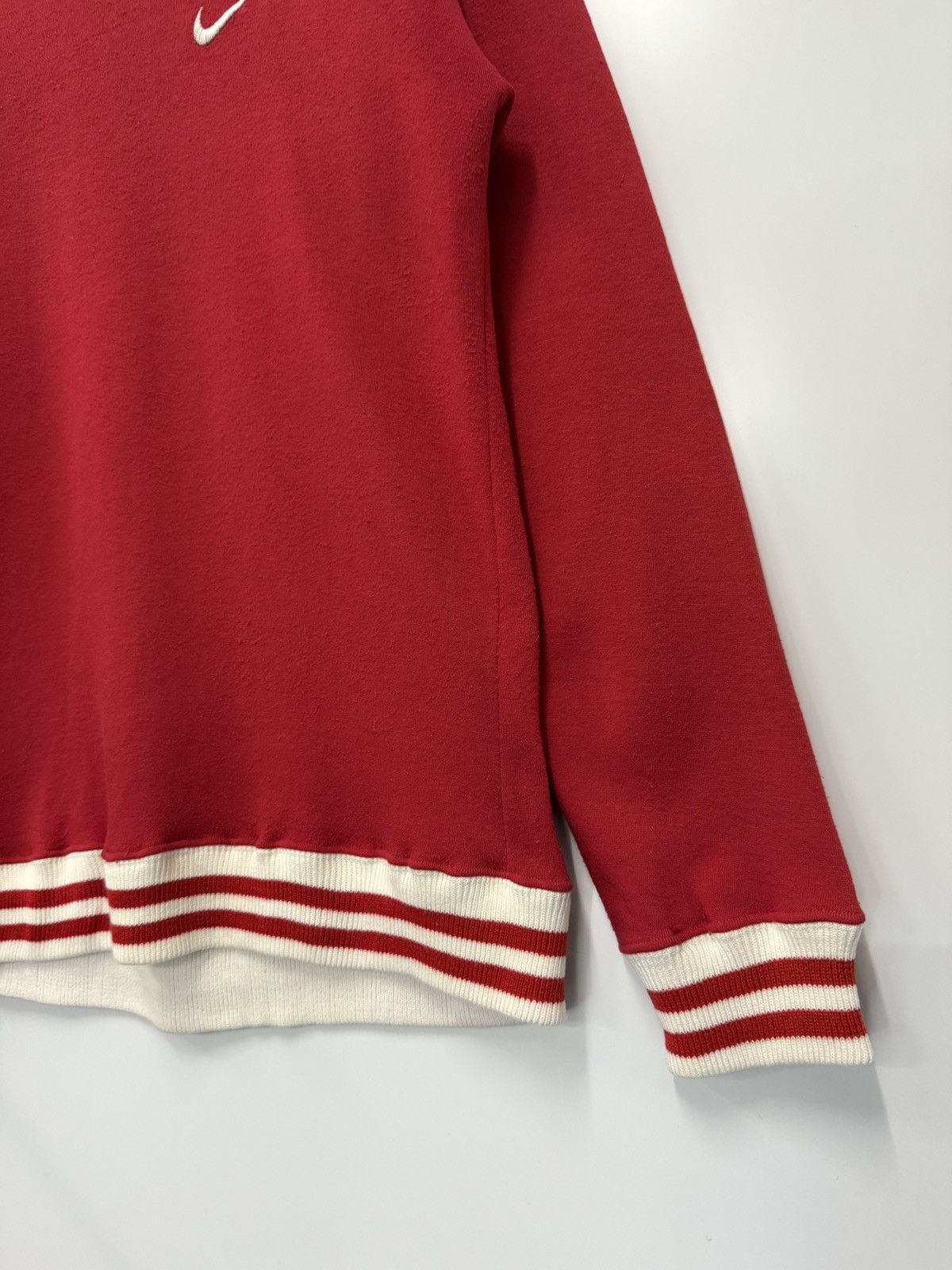 Nike 🔥90's Vintage Nike Embroided Swoosh Logo Crew Neck Sweat Size US S / EU 44-46 / 1 - 2 Thumbnail