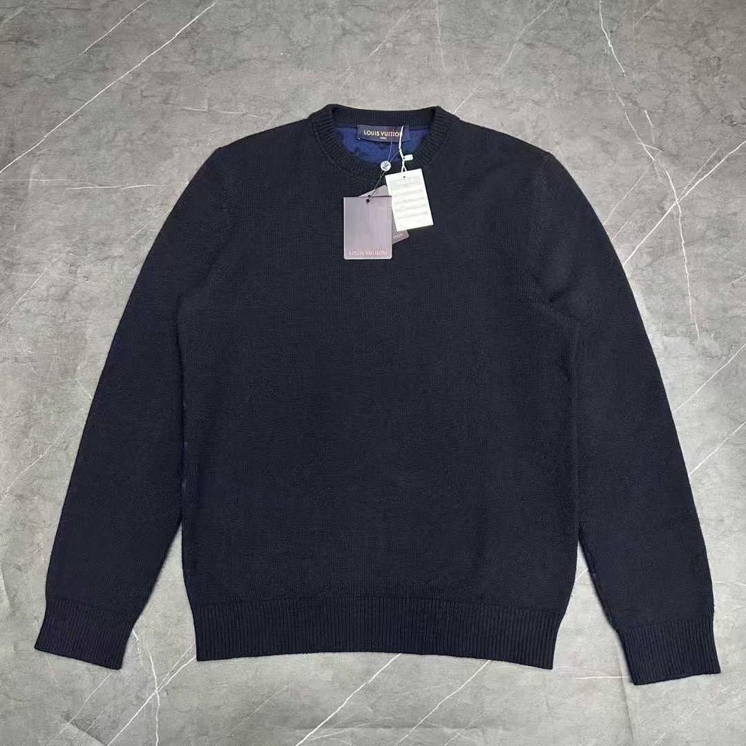 Louis Vuitton louis vuitton logo sweater in navy blue Size US L / EU 52-54 / 3 - 1 Thumbnail