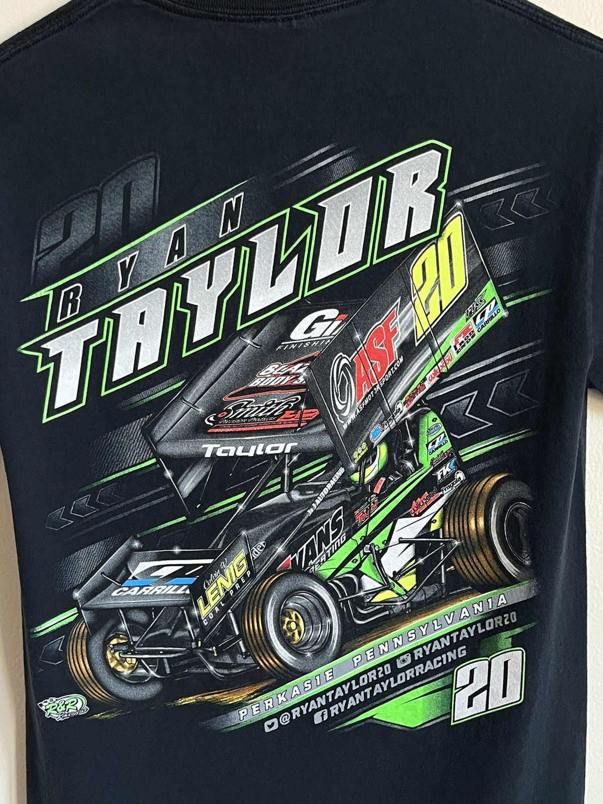 Vintage Vintage Y2K Ryan Taylor #20 Graphic T-Shirt Size US S / EU 44-46 / 1 - 3 Thumbnail