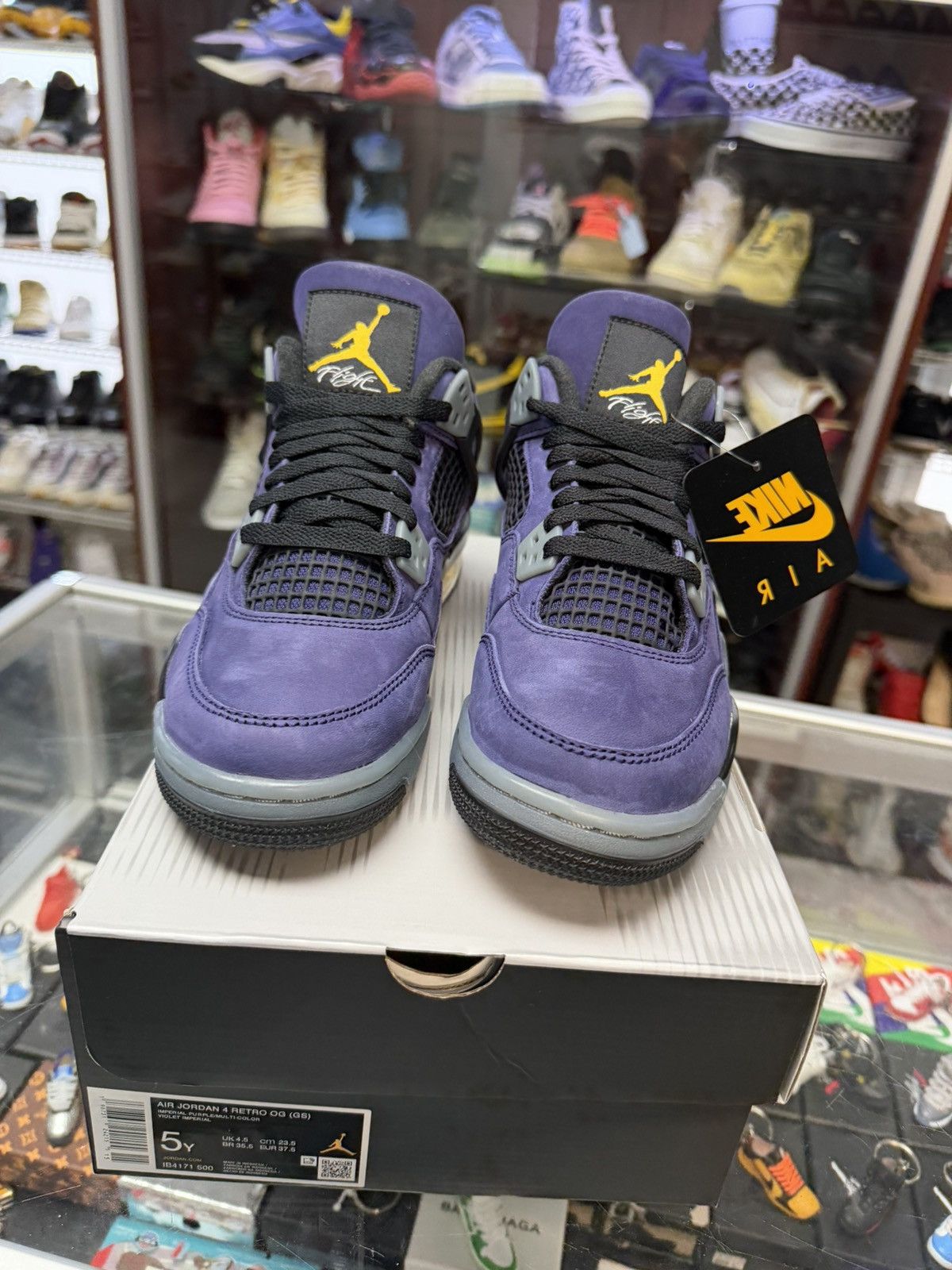 Jordan 4 Retro 