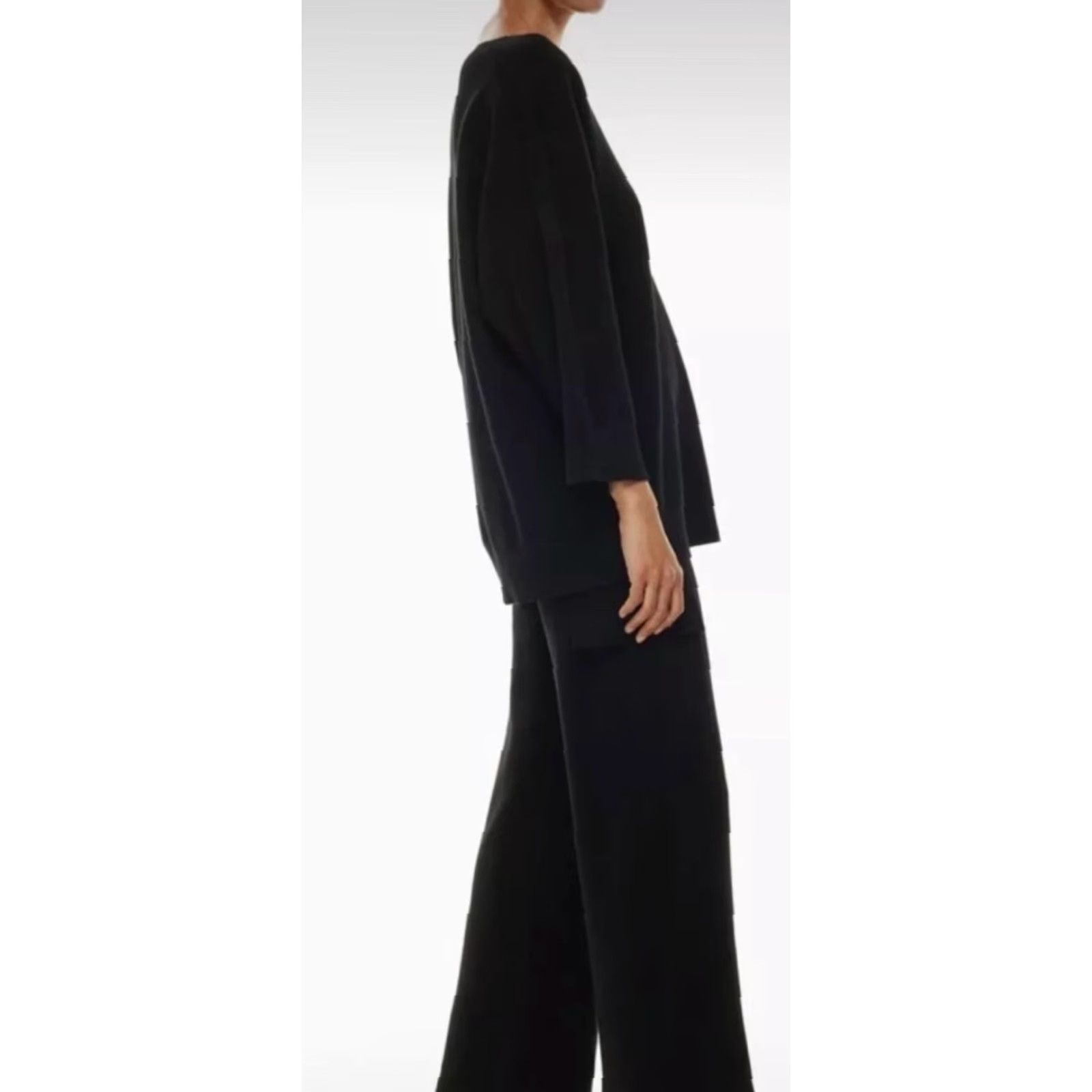 Aritzia VINTAGE Aritzia Wilfred Souvenir Sweater Oversized V-Neck Women Size 2 Black Size XS / US 0-2 / IT 36-38 - 2 Thumbnail