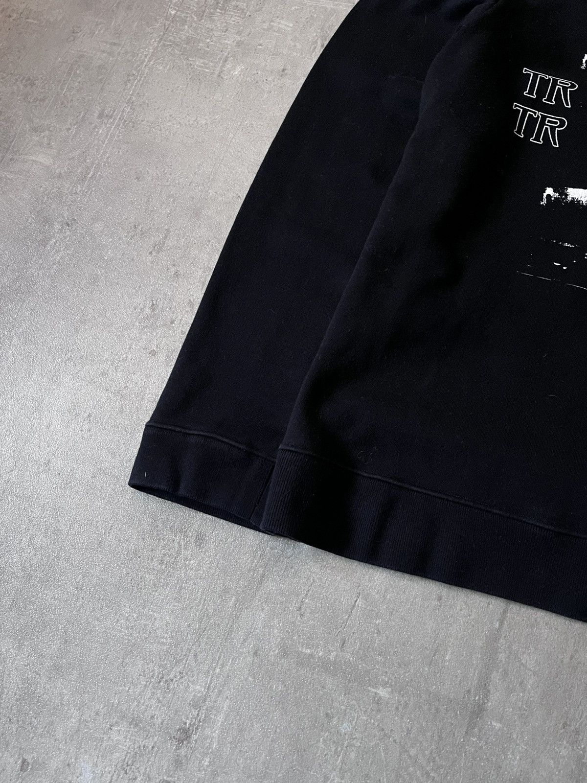 Raf Simons Raf Simons S/S 19 black sweatshirt rare Size US M / EU 48-50 / 2 - 3 Thumbnail