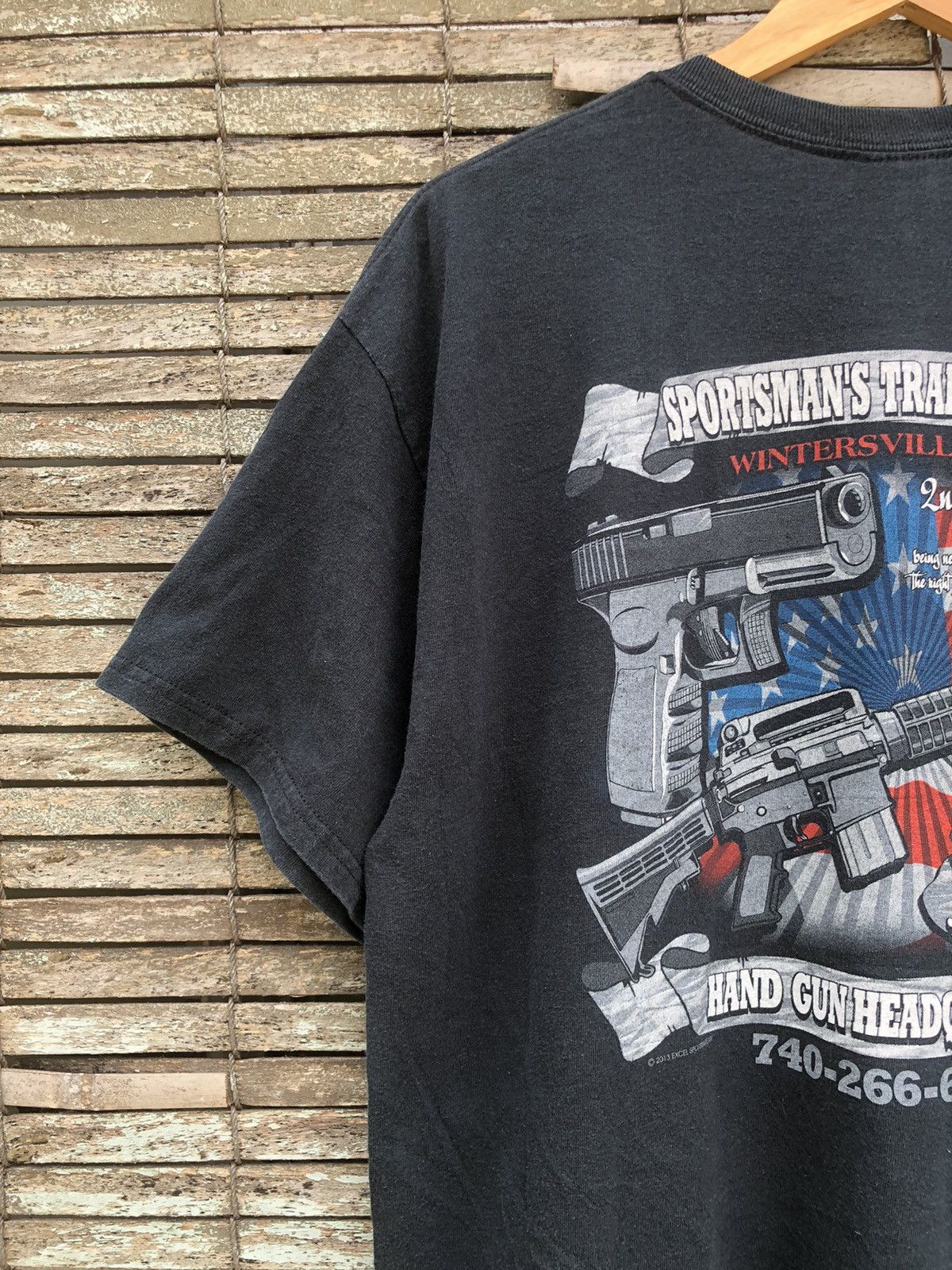Vintage Vintage Y2K Sportmans Trading Post Hand Gun Backhit Tshirt Size US L / EU 52-54 / 3 - 6 Thumbnail