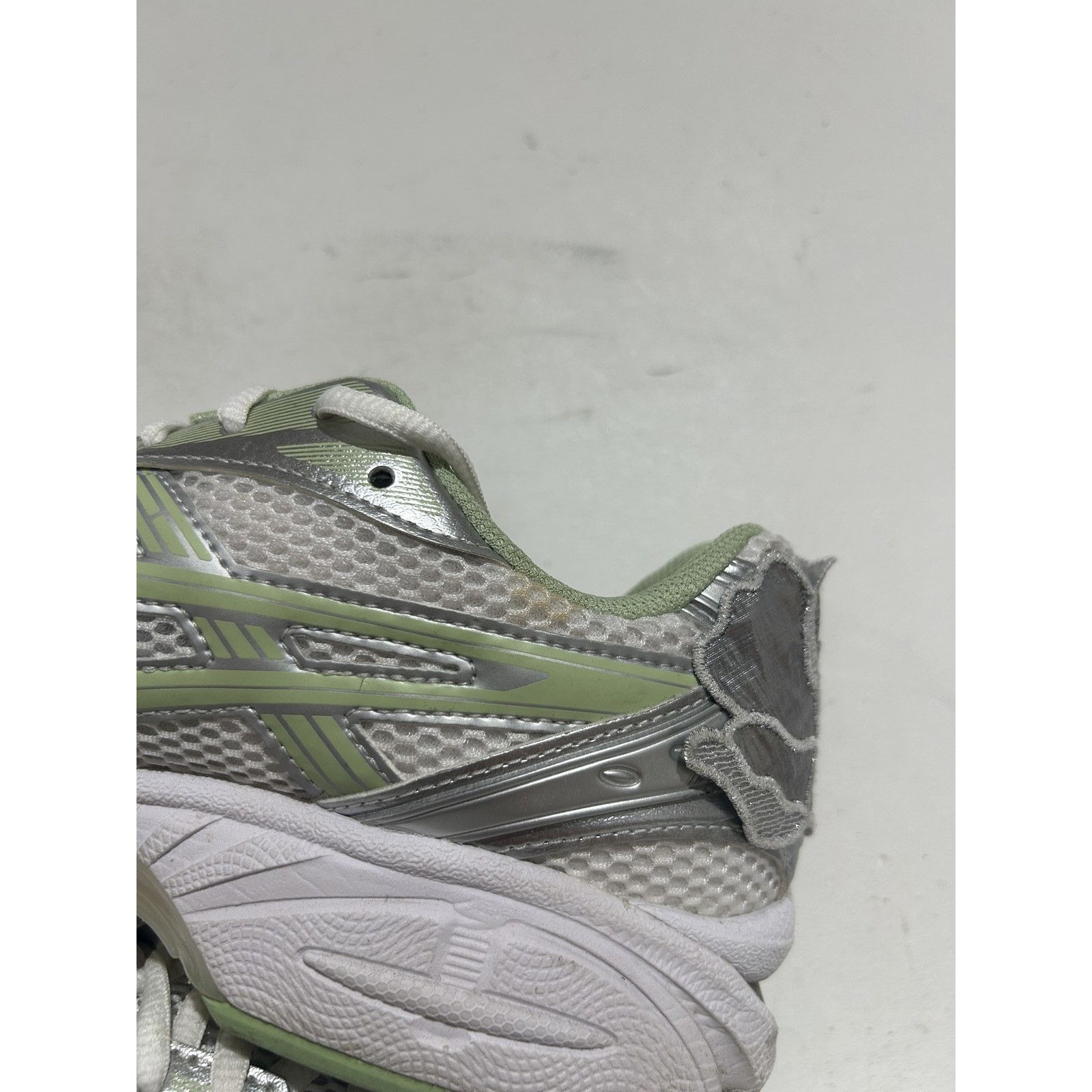Asics ASICS GEL-KAYANO 14 CELCILE BAHNSEN WHT JADE SZ 10 PREOWNED Size US 10 / EU 43 - 10 Thumbnail