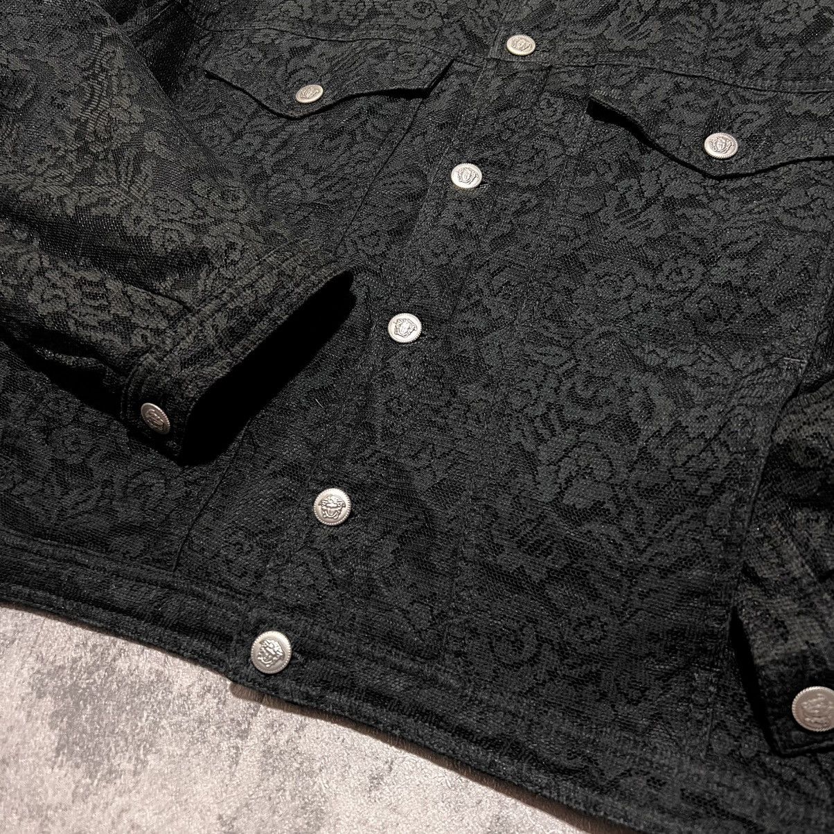 Versace Versace Signature Floral Paisley Trucker Jacket Size US L / EU 52-54 / 3 - 5 Thumbnail