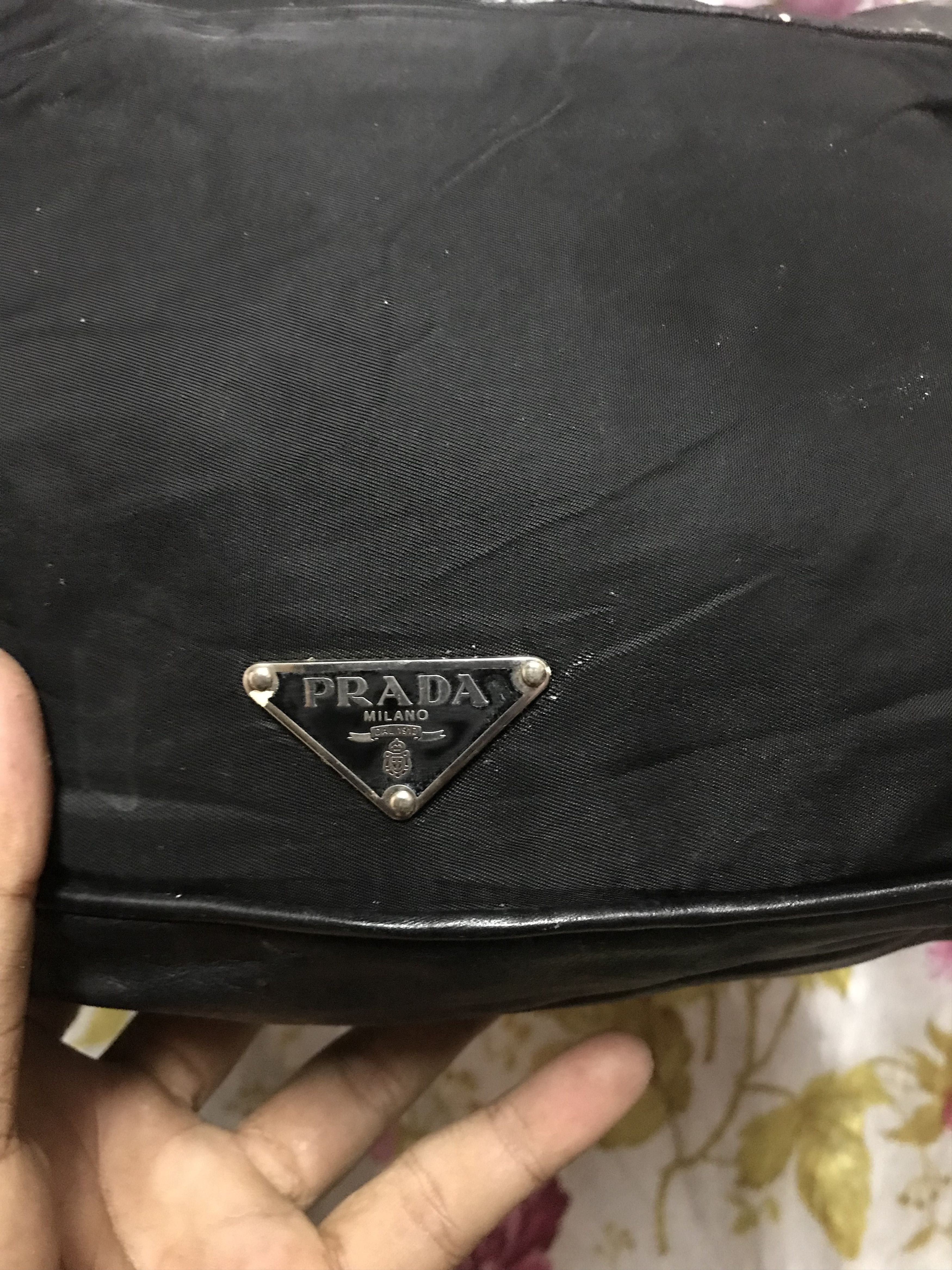Prada Authentic Prada Glace Calf Leather Shoulder Size ONE SIZE - 4 Thumbnail