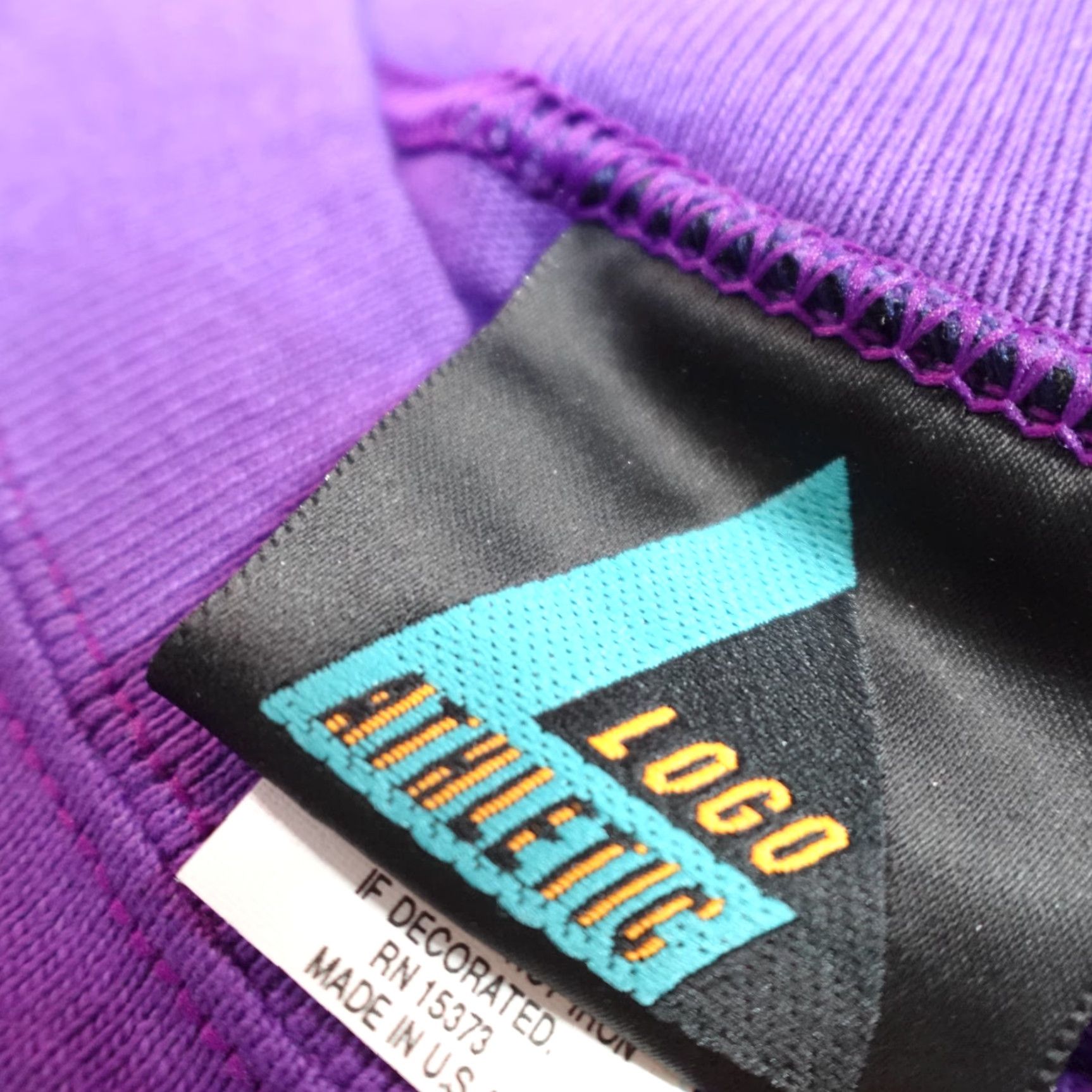 Vintage VINTAGE American Vintage Shirt Men Purple 1990s Logo Athletic Graffiti T-Shirt M Short Sleeve Crew Neck Size US M / EU 48-50 / 2 - 4 Thumbnail