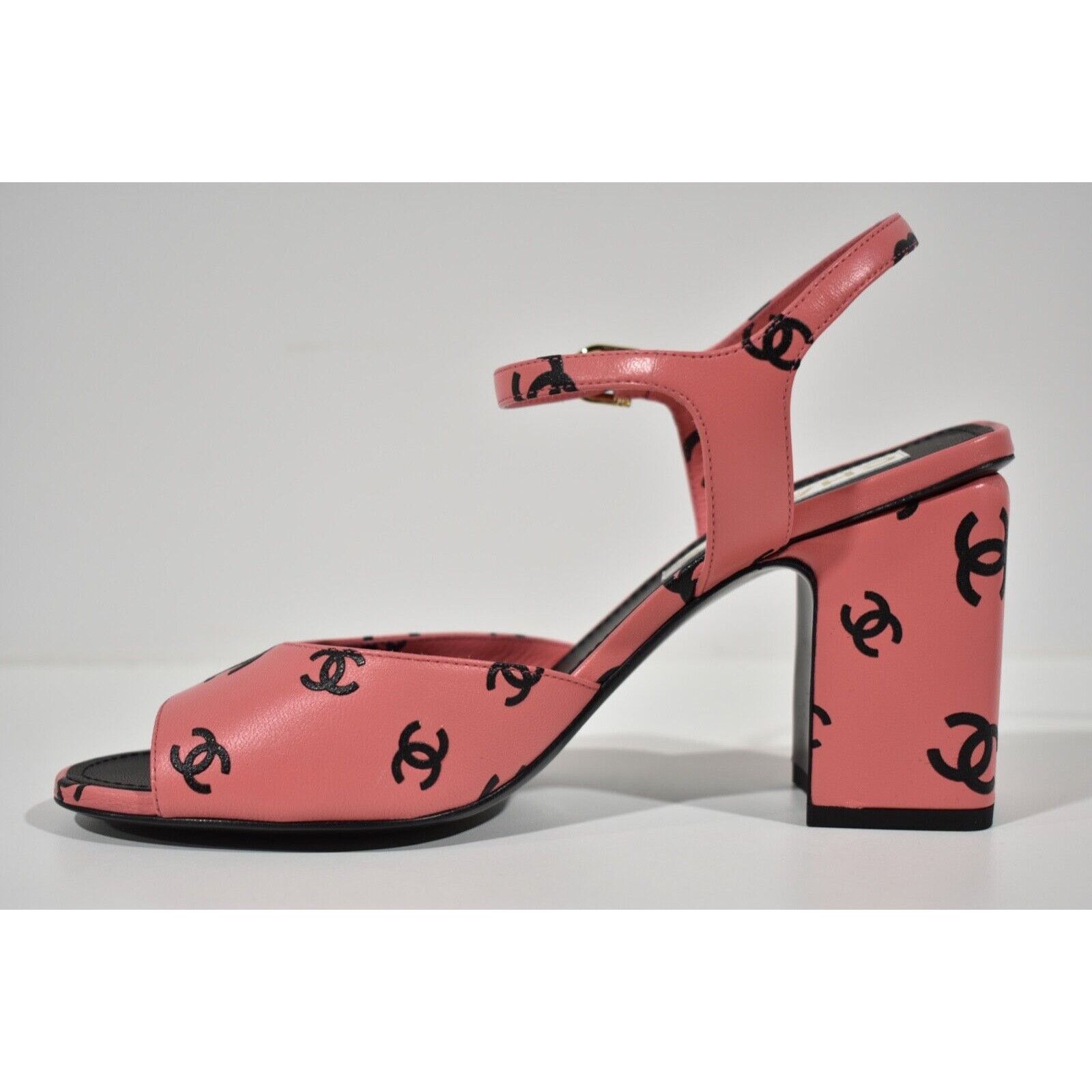 Chanel Chanel Printed Lambskin Ankle Strap Block Heel Sandal 36 Size US 6 / IT 36 - 7 Thumbnail