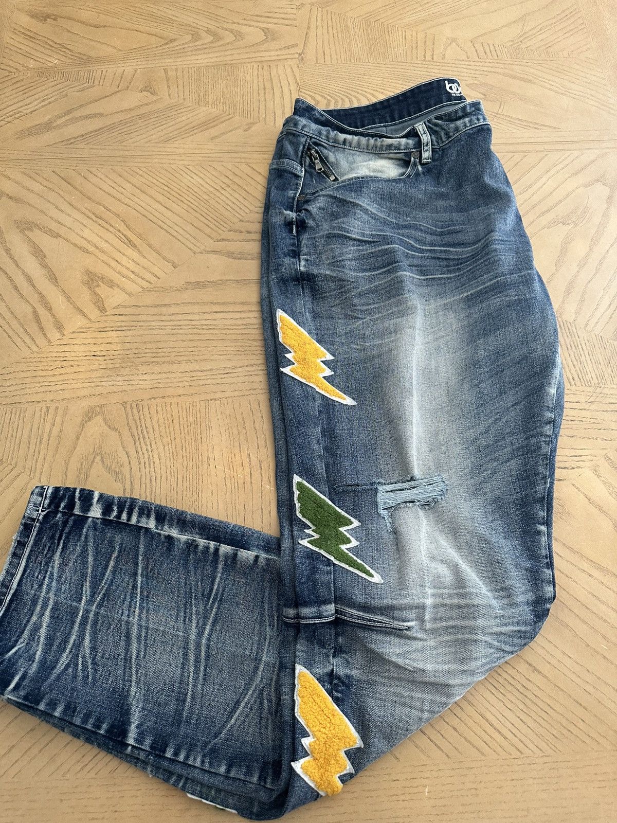 Born Fly Bornfly men's jeans featuring a distressed blue Size US 42 / EU 58 - 14 Thumbnail