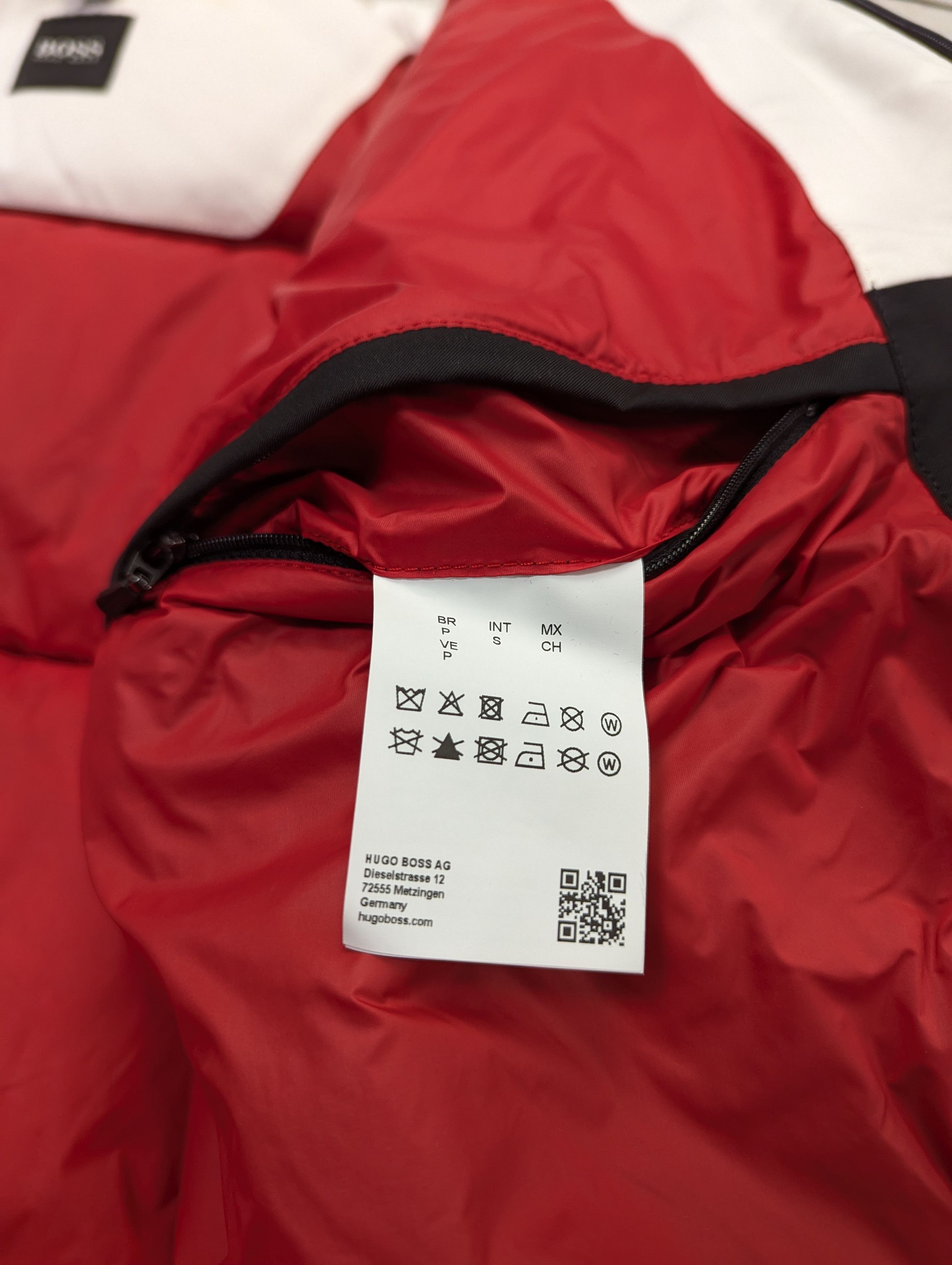 Hugo Boss Hugo Boss Formula E Team Porsche Tag Heuer puffer jacket Size US S / EU 44-46 / 1 - 14 Thumbnail