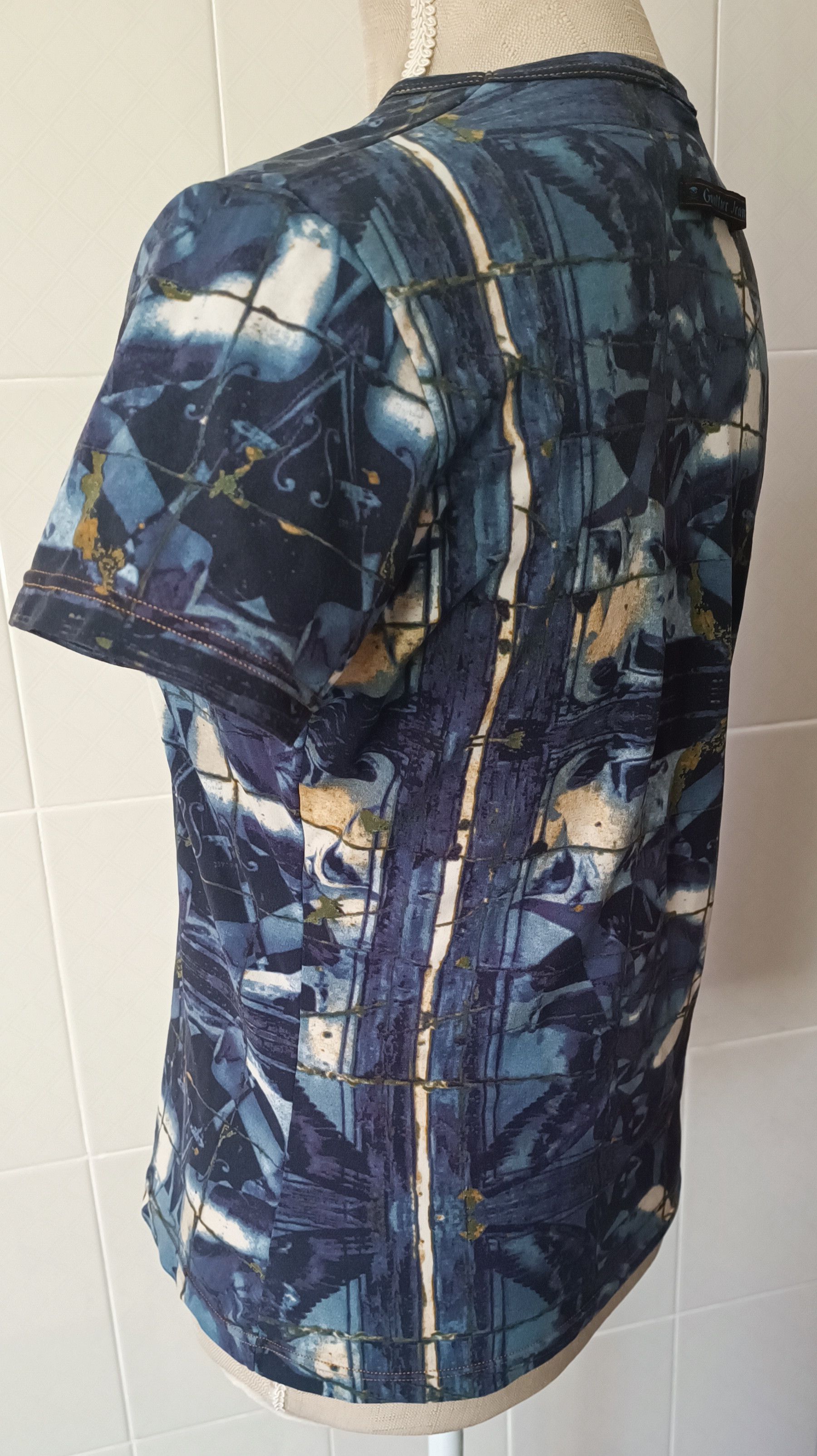 Jean Paul Gaultier 90's - Gaultier Jeans - Feminine silhouettes print t-shirt Size US XS / EU 42 / 0 - 11 Thumbnail