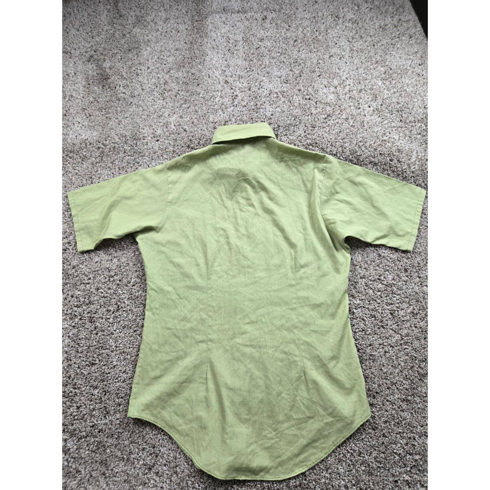 Van Heusen VINTAGE Van Heusen Shirt Men 15.5 Green Short Sleeve 70s Disco Point Collar Shirt Size US L / EU 52-54 / 3 - 6 Thumbnail