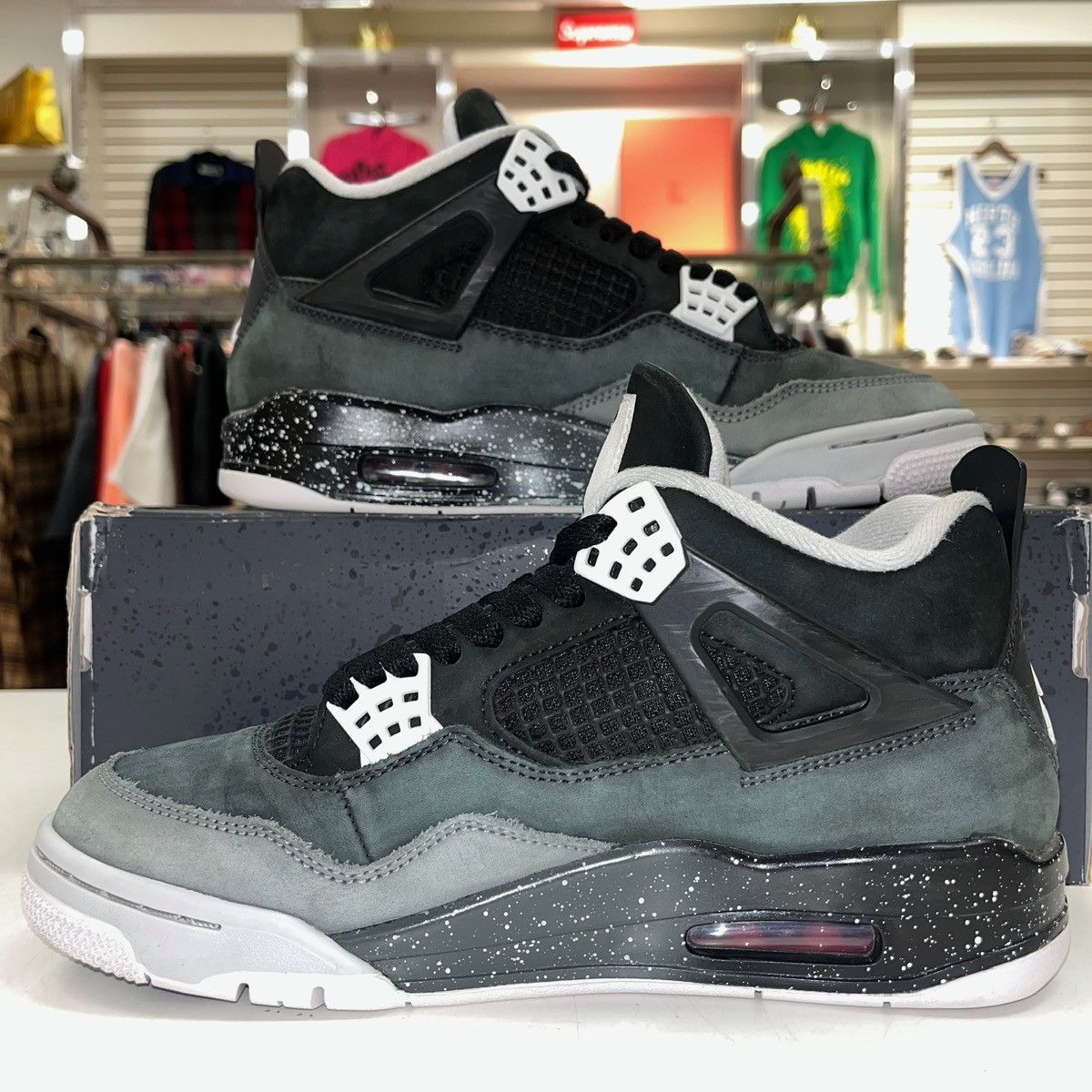 Jordan Brand Size 8 - Air Jordan 4 Retro ‘Fear’ 2024 FQ8138-002 Size US 8 / EU 41 - 2 Thumbnail