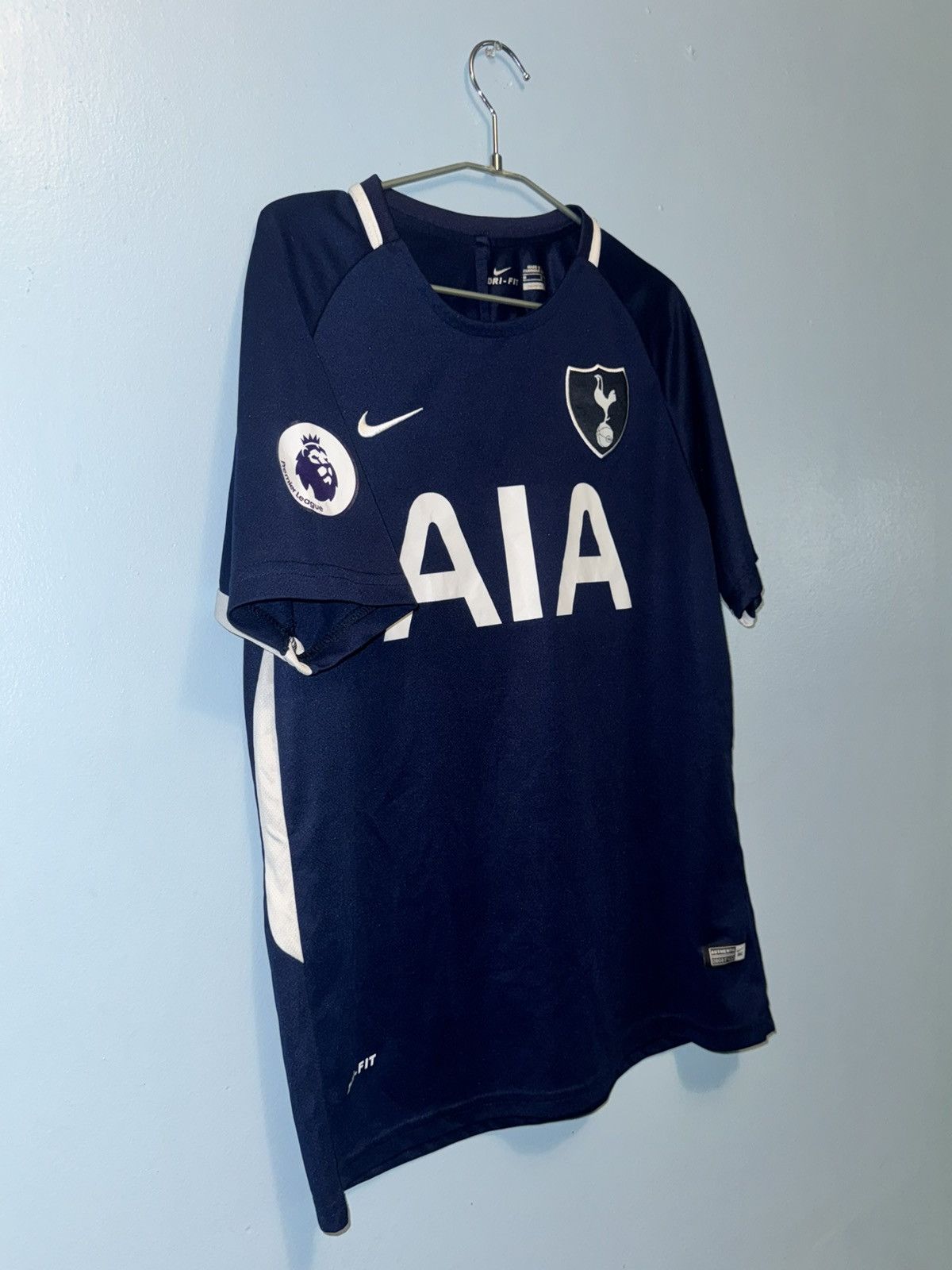 Nike Tottenham Hotspur 2017-18 away jersey Size US M / EU 48-50 / 2 - 2 Thumbnail