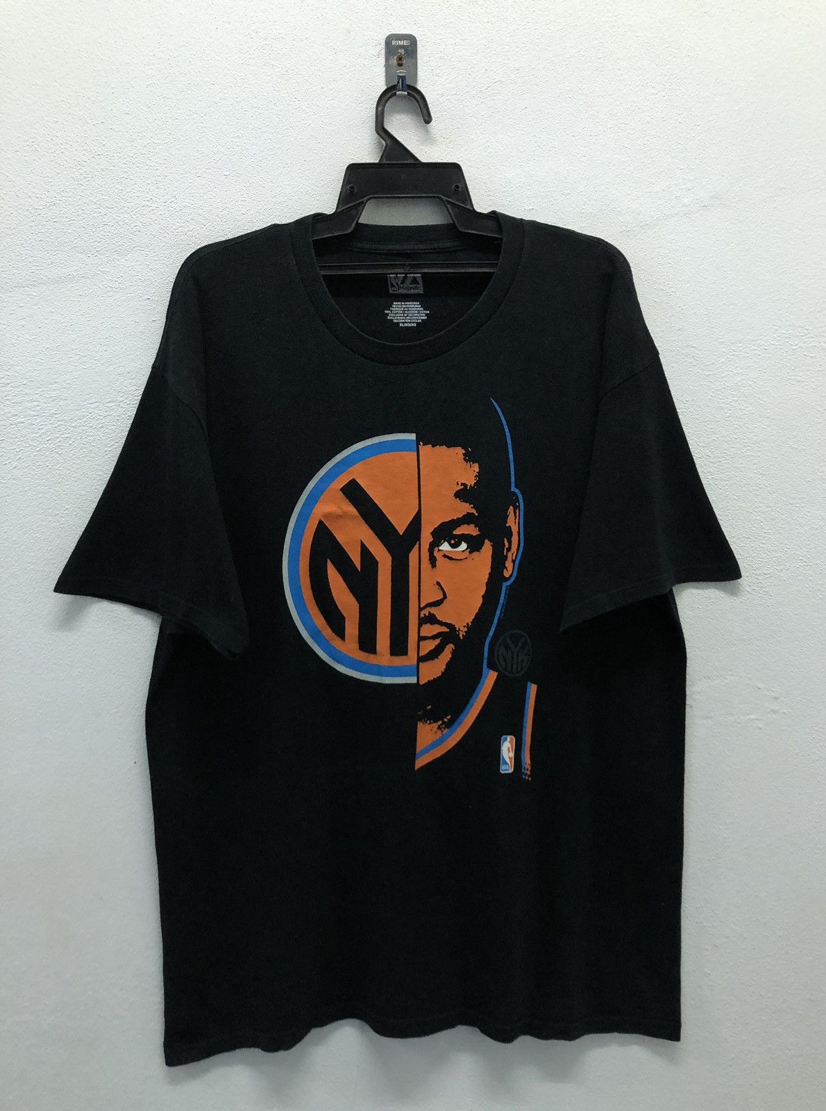 Majestic NBA New York Knicks Carmelo Anthony T-Shirt