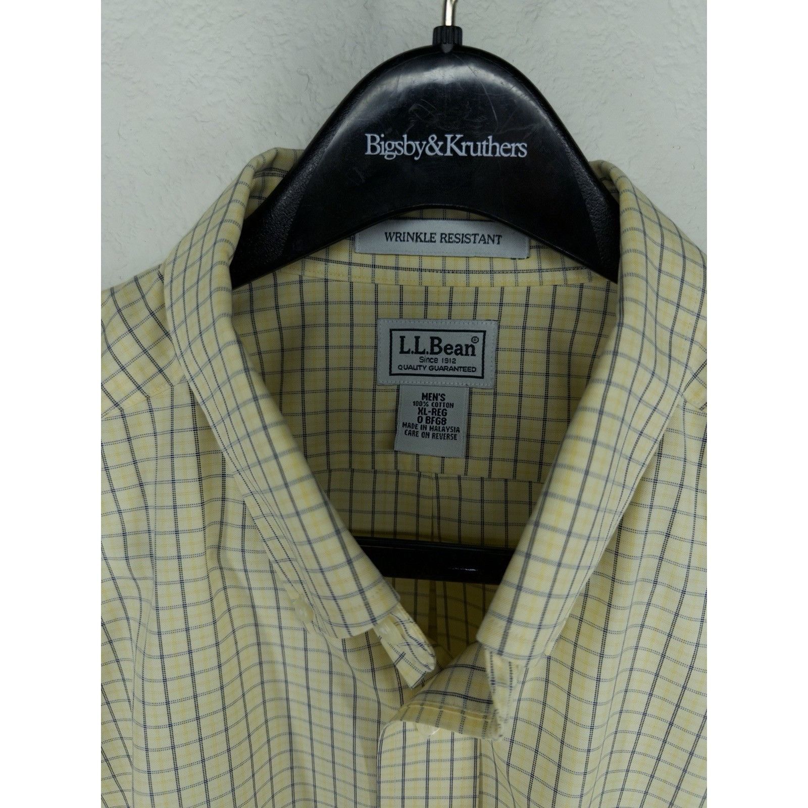 L.L. Bean LL Bean Mens XL Regular Yellow Wrinkle Resistant Button Down Size US XL / EU 56 / 4 - 2 Thumbnail