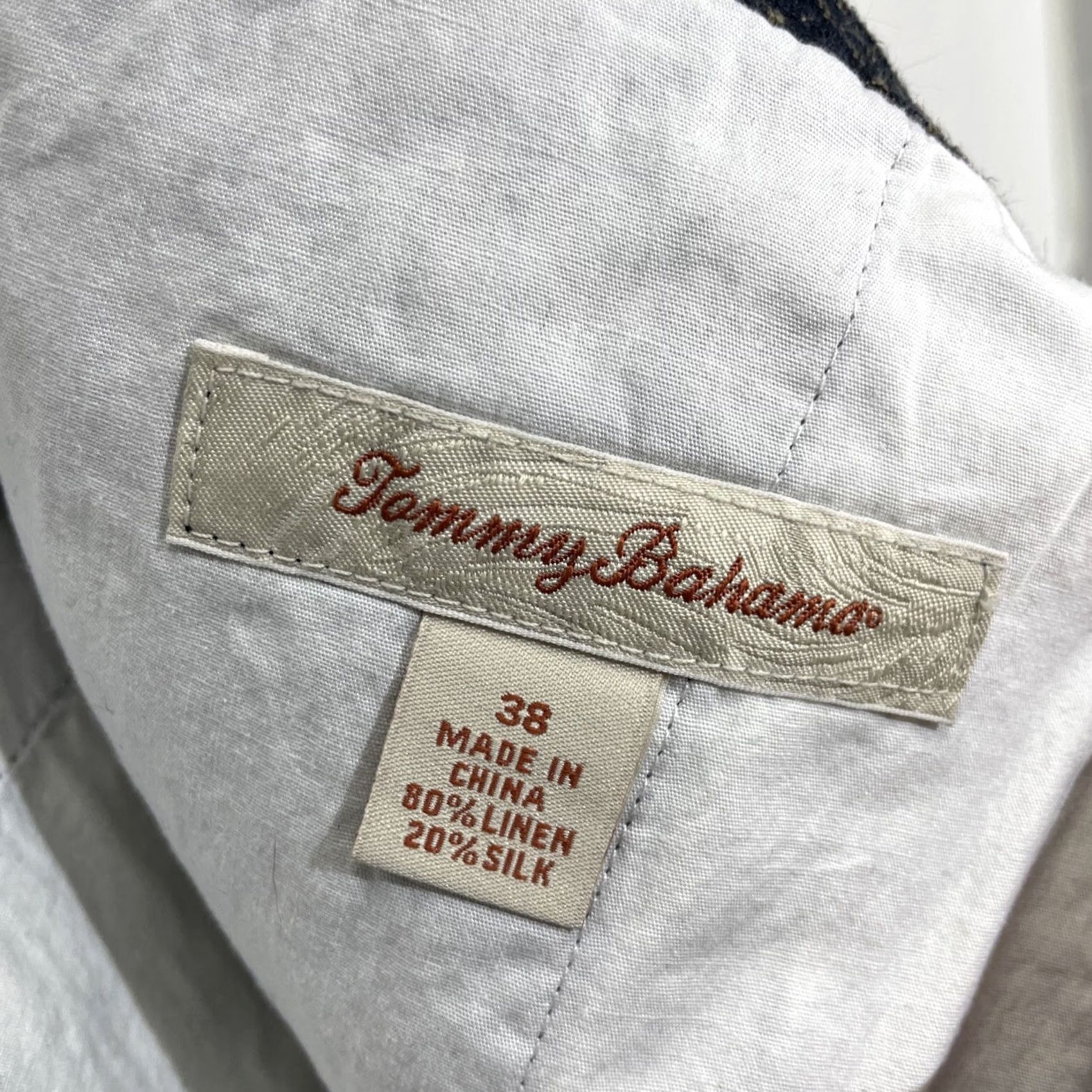 Tommy Bahama Tommy Bahama Shorts Mens 38 Blue Plaid Paradise Nation Linen Silk Blend Casual 5-Pocket Inseam 10 Zip Button. Size US 38 / EU 54 - 7 Thumbnail