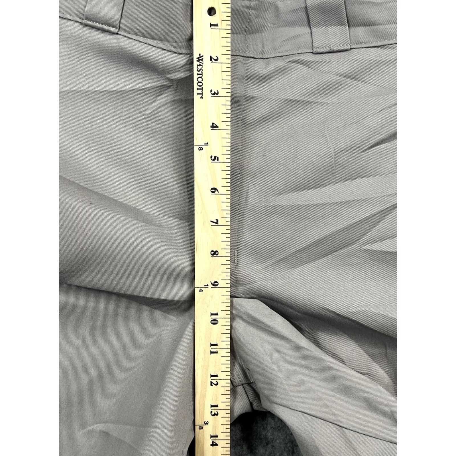 Dickies Dickies Men’s Light Grey Loose Fit Workwear/Outdoor/Utility Shorts Size 30 Size US 30 / EU 46 - 2 Thumbnail