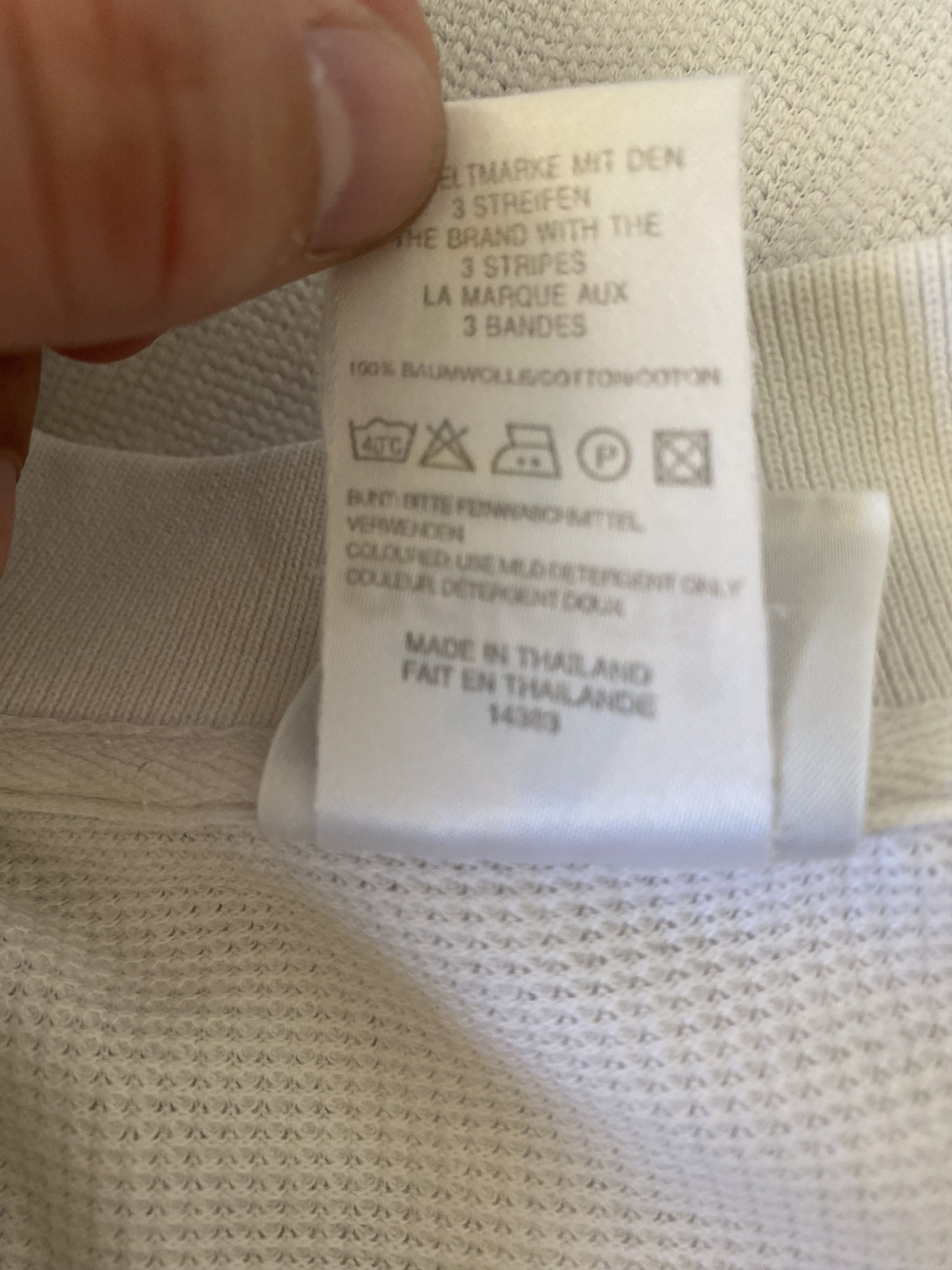 Adidas Vintage ADIDAS Men's Polo Shirt - S/M - UNIQUE Size US M / EU 48-50 / 2 - 5 Thumbnail