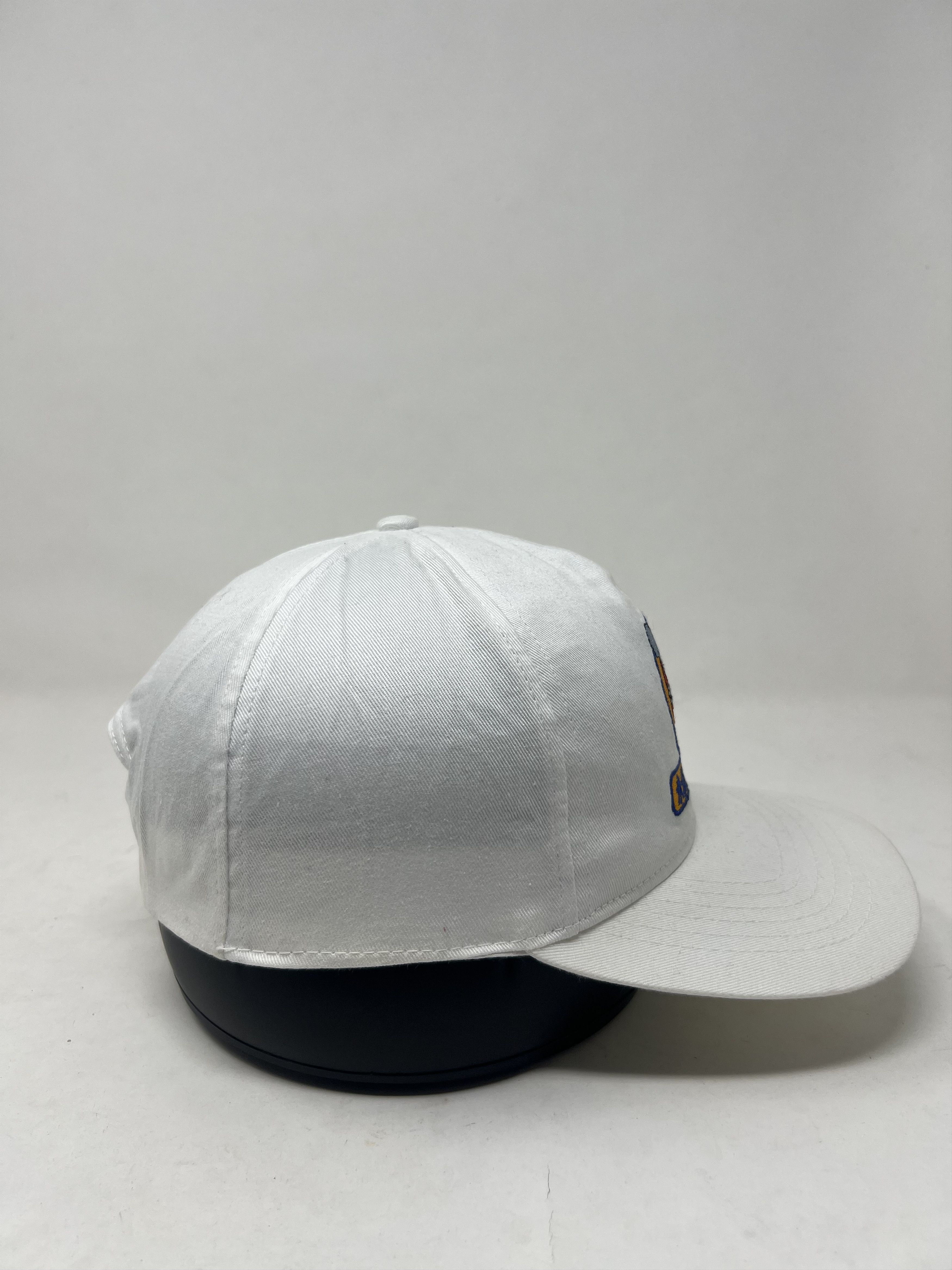 Japanese Brand Cartoon Archive Japan White Embroidery Hat Size ONE SIZE - 4 Thumbnail