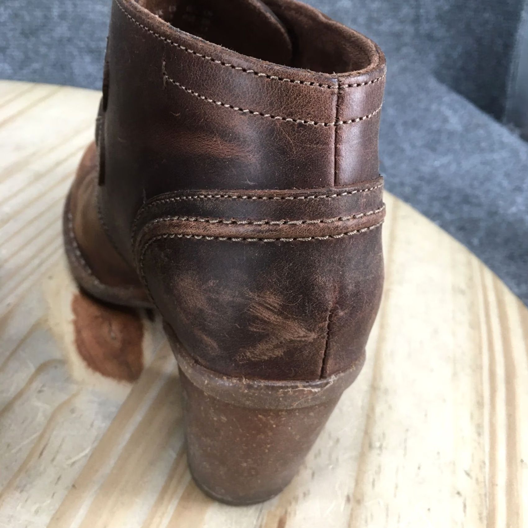 Clarks Clarks Carleta Lyon Ankle Booties Boots Brown Leather Womens 7 M Heels 21621 Size US 7 / IT 37 - 6 Thumbnail