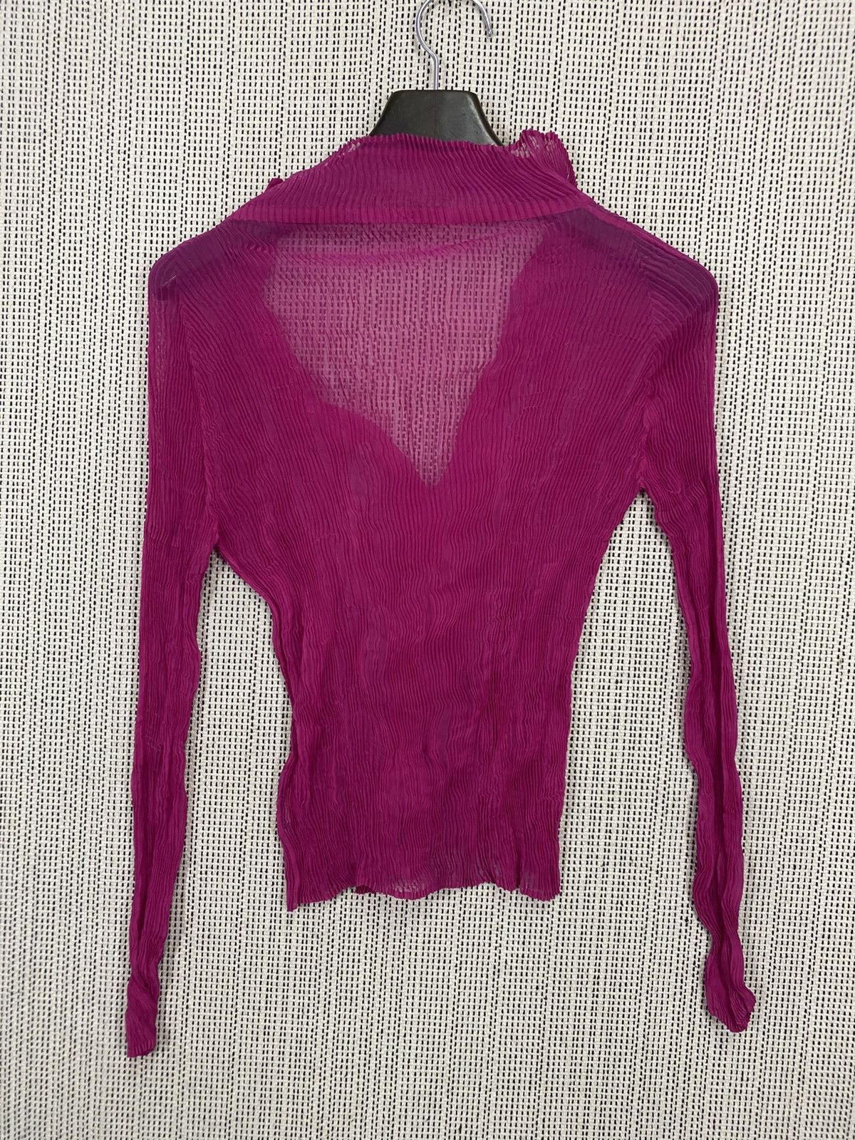 Issey Miyake “Issey Miyake Vintage Pleated Mesh Cardigan – Magenta Size S / US 4 / IT 40 - 7 Thumbnail