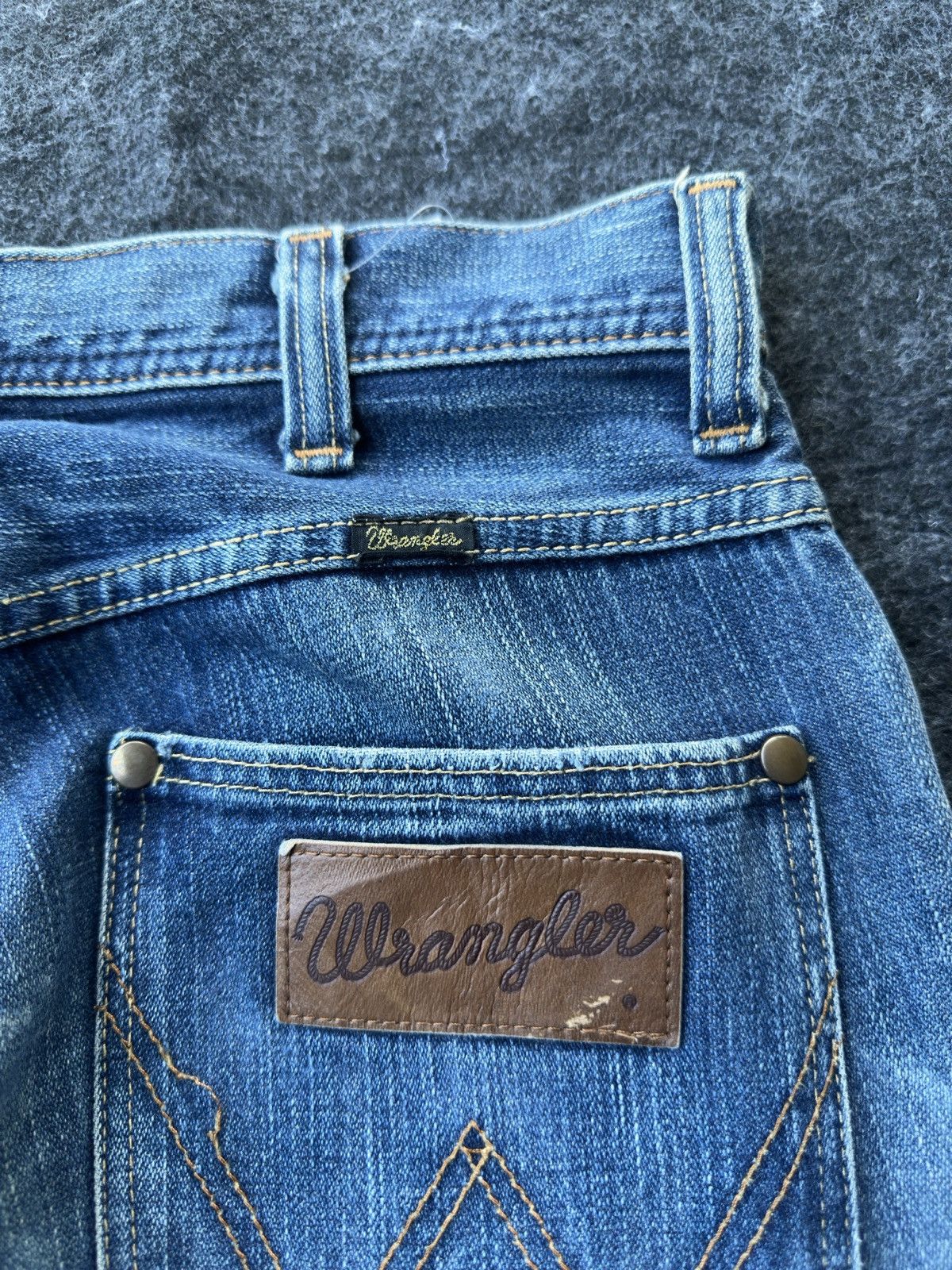 Wrangler Wrangler Flare Faded Washed Vintage Denim D356 Size US 29 - 7 Thumbnail