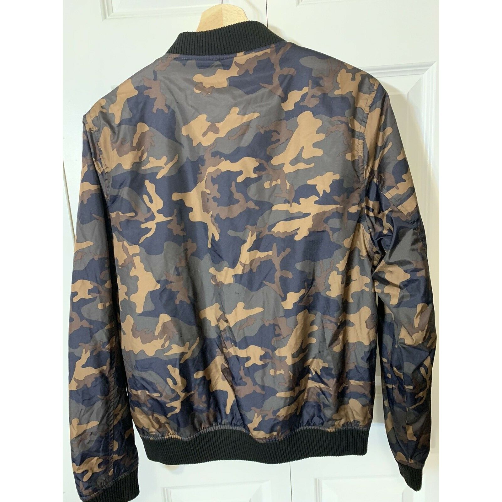 Other Superman Bomber Jacket Teen Sz S Camo Brown LOGO Size US S / EU 44-46 / 1 - 7 Thumbnail