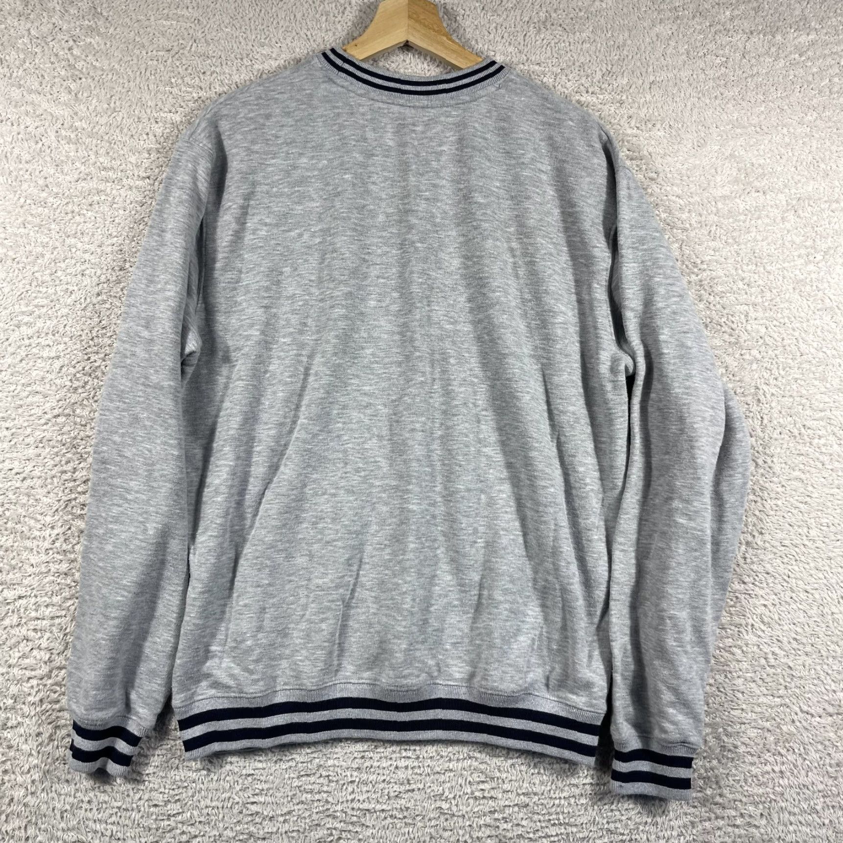 Vintage VINTAGE Yale University Crewneck Sweatshirt Adult Large Gray Bulldogs Ivy League Preppy Size US L / EU 52-54 / 3 - 2 Thumbnail