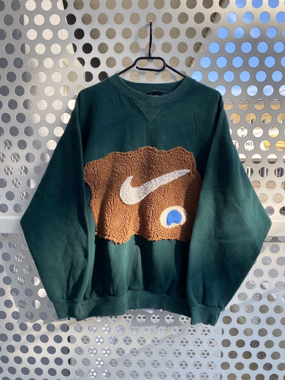 Nike × Vintage Vintage Nike Custom big Center Swoosh Oversize Hoodie Y2K Size US S / EU 44-46 / 1 - 1 Thumbnail
