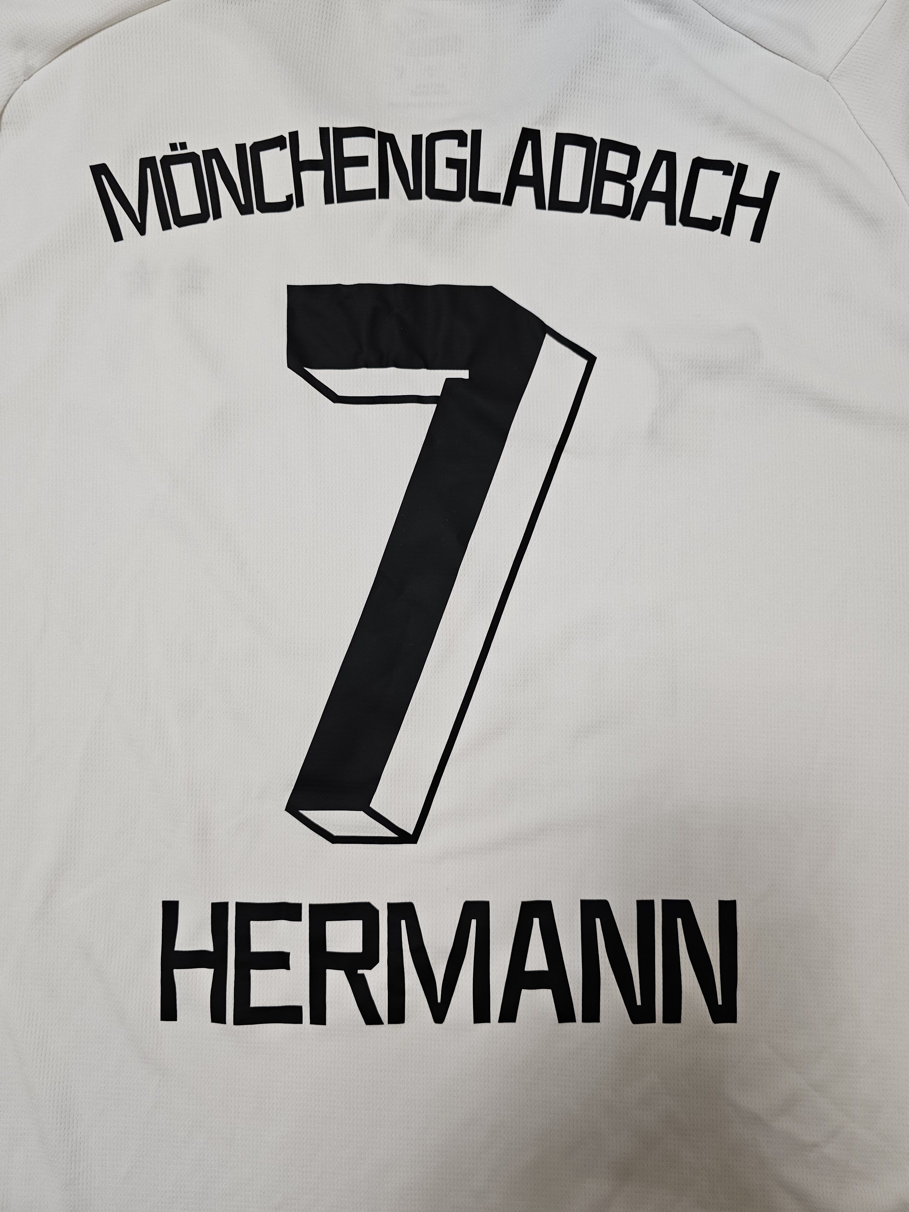 Puma BORUSSIA MONCHENGLADBACH 2024 HERMANN FOOTBALL SHIRT SOCCER Size US L / EU 52-54 / 3 - 5 Thumbnail