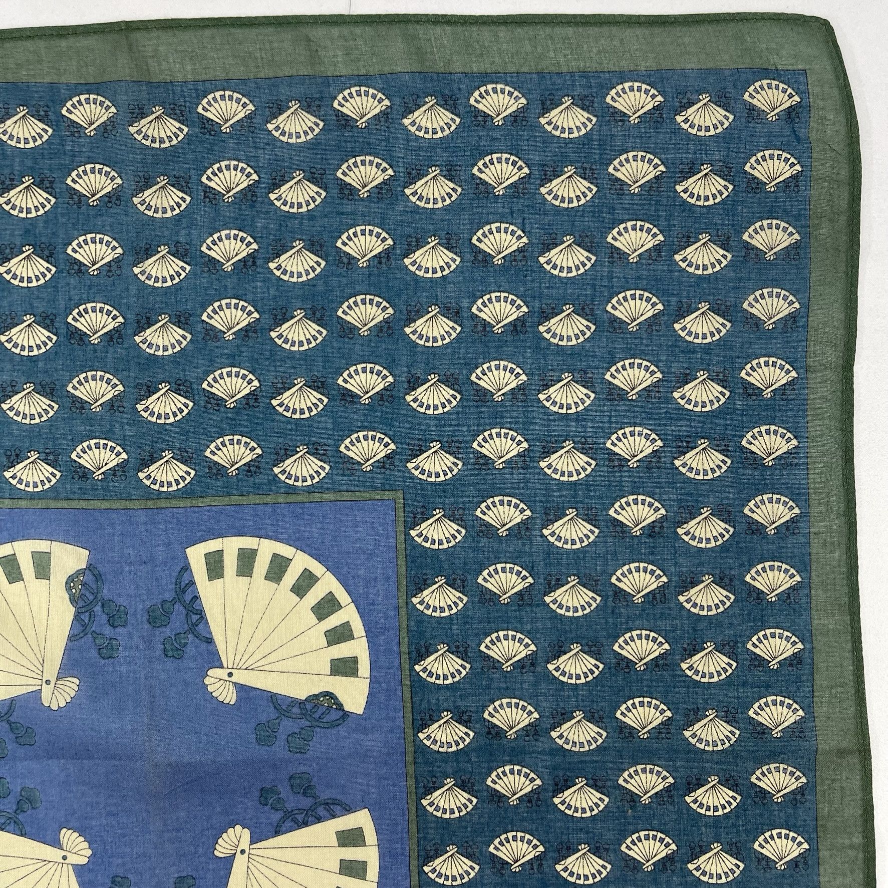 Japanese Brand × Vintage Vintage Japanese Umbrella Monogram Handkerchief - 5027 Size ONE SIZE - 4 Thumbnail