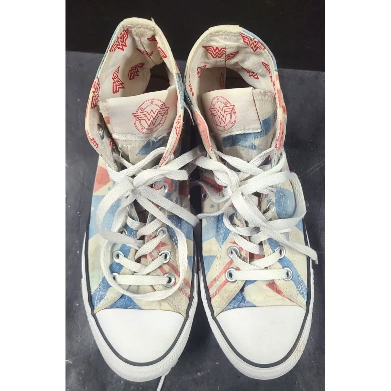 Converse Converse Chuck Taylor X DC Comics Wonder Woman High Top Sneaker Unisex Adults Size US 9.5 / UK 7.5 / EU 41 White Graphic Logo Size US 10 / IT 40 - 5 Thumbnail