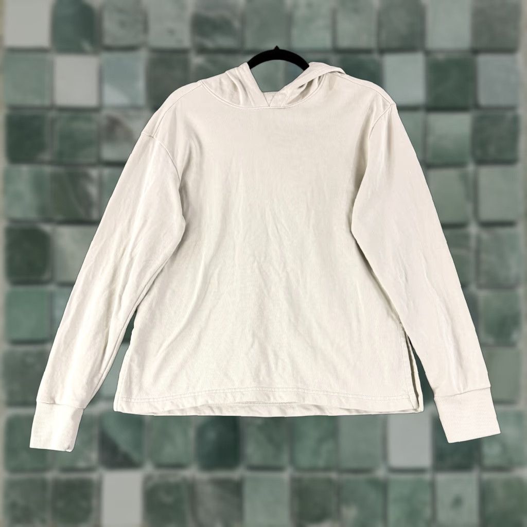 Patagonia Patagonia Regenerative Organic Cotton Sweater Womens Small Ivory Pullover LS Size S / US 4 / IT 40 - 1 Thumbnail