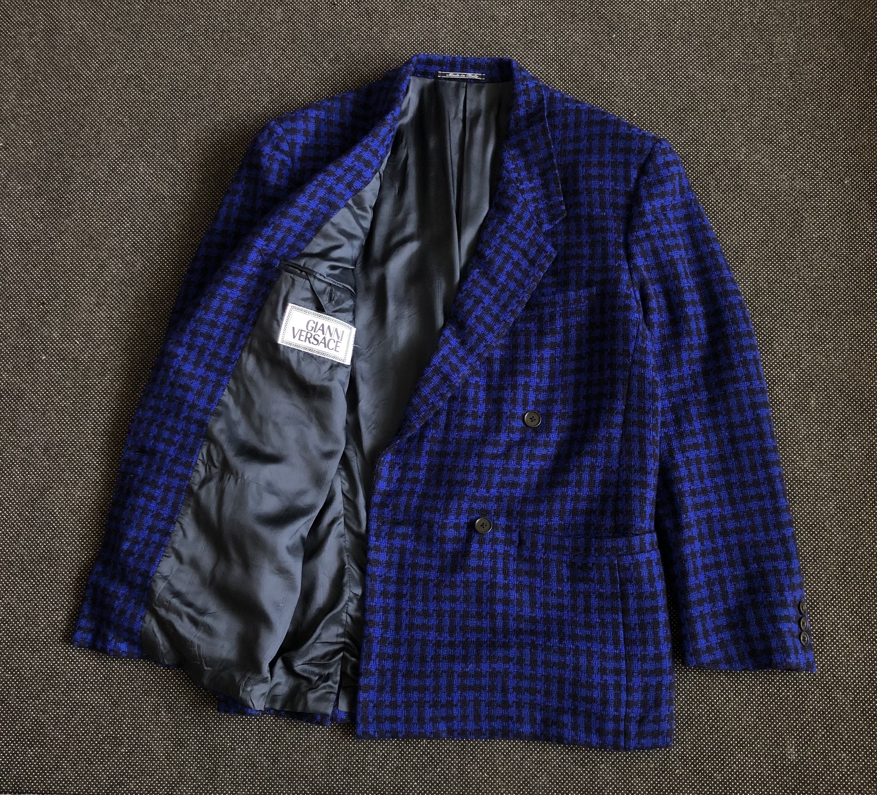Versace × Vintage 90’S GIANNI VERSACE BLACK & COBALT WOOL CASHMERE COAT Size US L / EU 52-54 / 3 - 1 Thumbnail