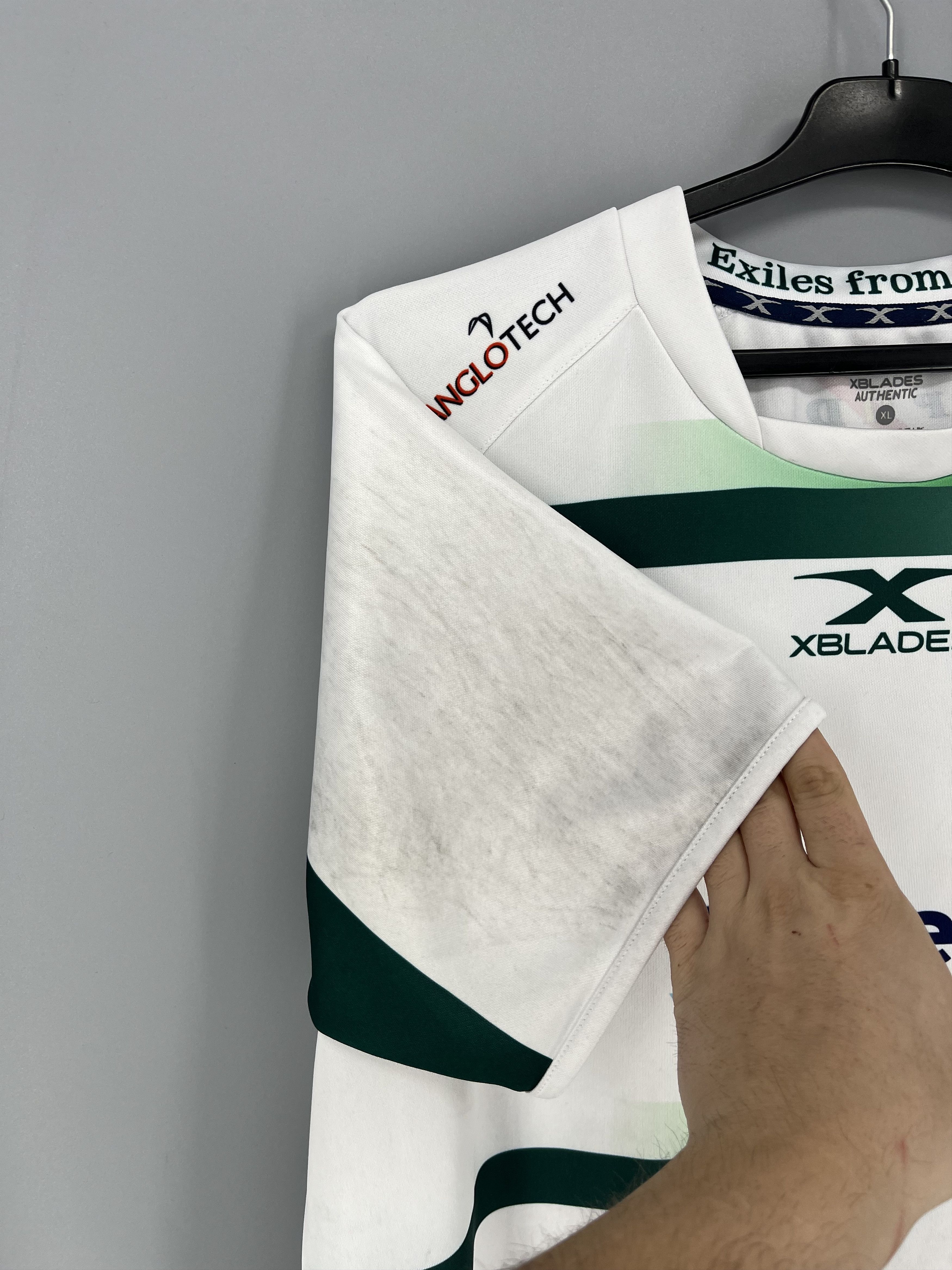 Vintage London Irish XBlades Rugby Jersey Powerday Size US XL / EU 56 / 4 - 12 Thumbnail