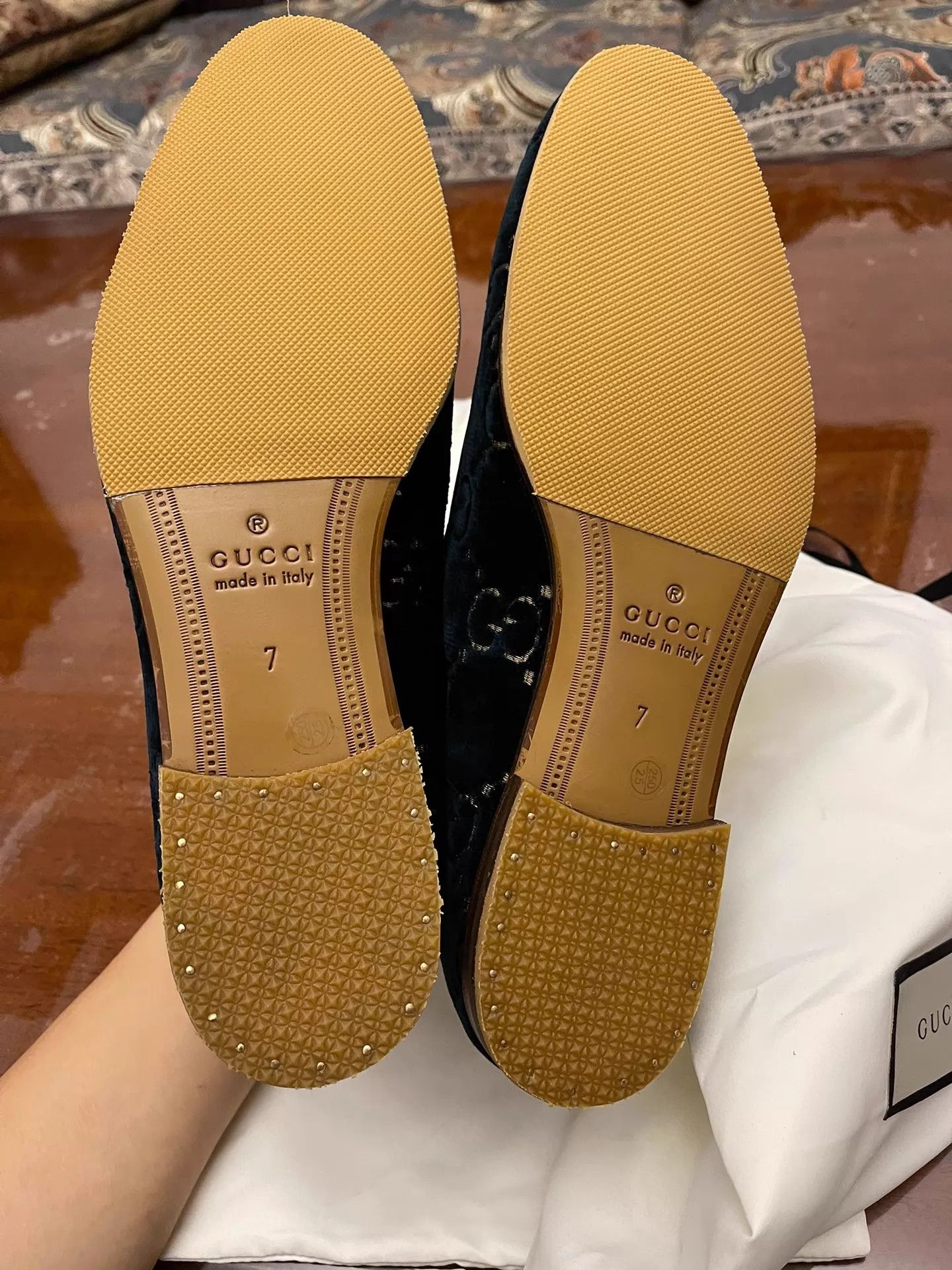 Gucci Gucci Velvet Horsebit Buckle Full Logo Shoes 7 (US) New Size US 7 / EU 40 - 4 Thumbnail