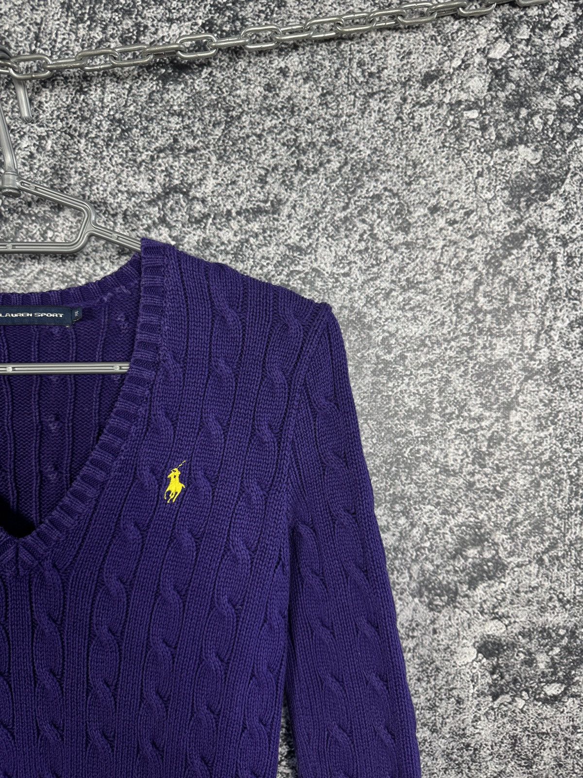 Ralph Lauren Sport Ralph Lauren Sport V-Neck Knit Sweater Pullover Vintage XS Size XS / US 0-2 / IT 36-38 - 2 Thumbnail