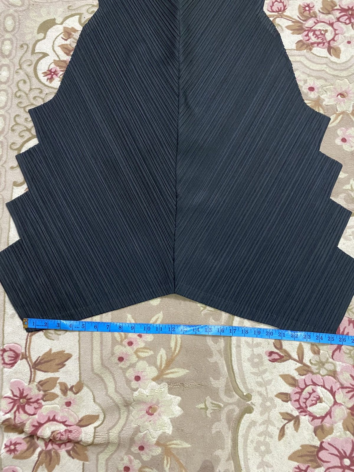 Pleats Please Issey Miyake PleatsPlease Issey Miyake Sculptural Zigzag Midi Dress Black Size M / US 6-8 / IT 42-44 - 9 Thumbnail