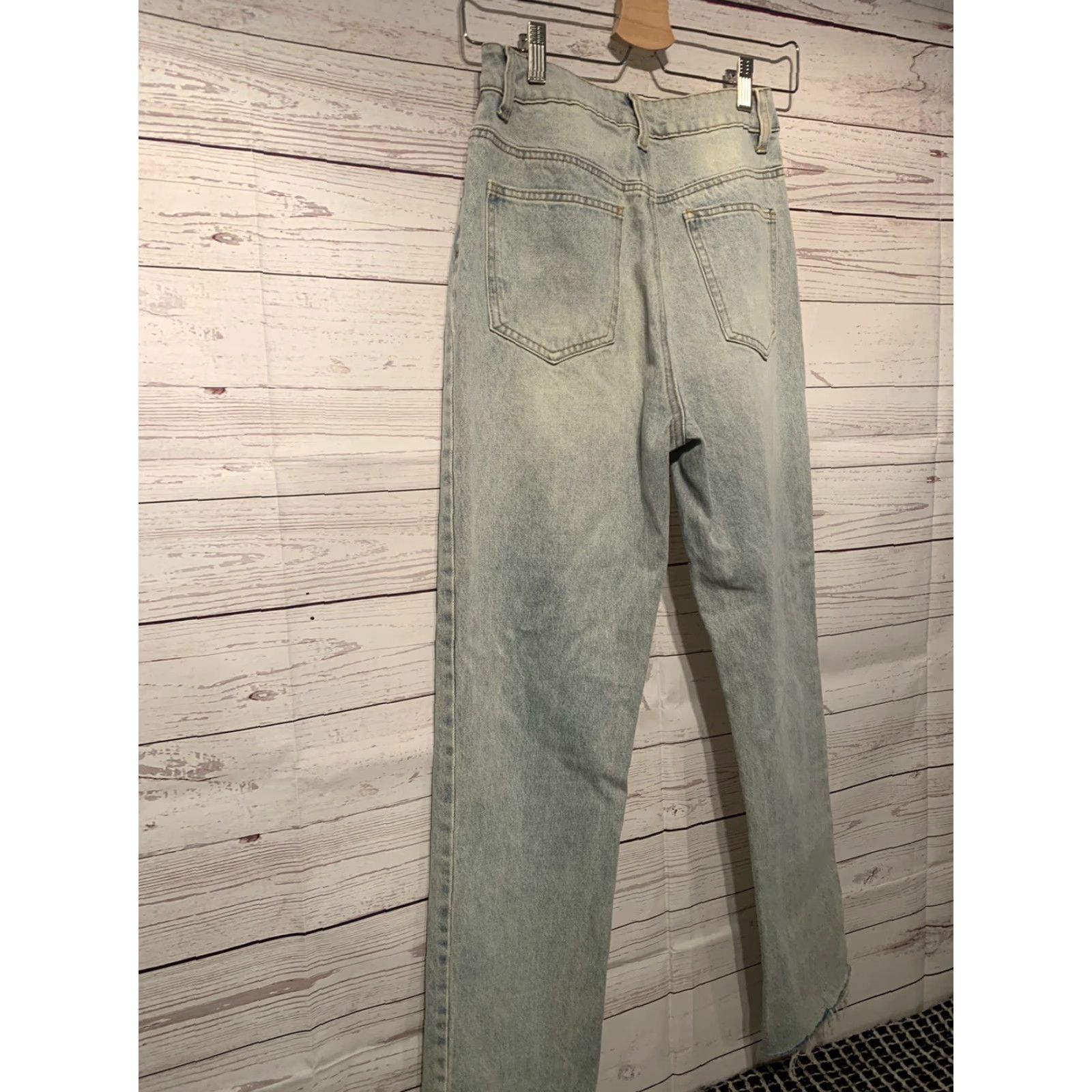 Vintage Signature 8 Jeans Women's Distressed Light Blue 25x31 Denim Relaxed Straight 5-Pocket Zip Belt Loops Logo Embroidered 31 in Inseam Size 28" / US 6 / IT 42 - 5 Thumbnail