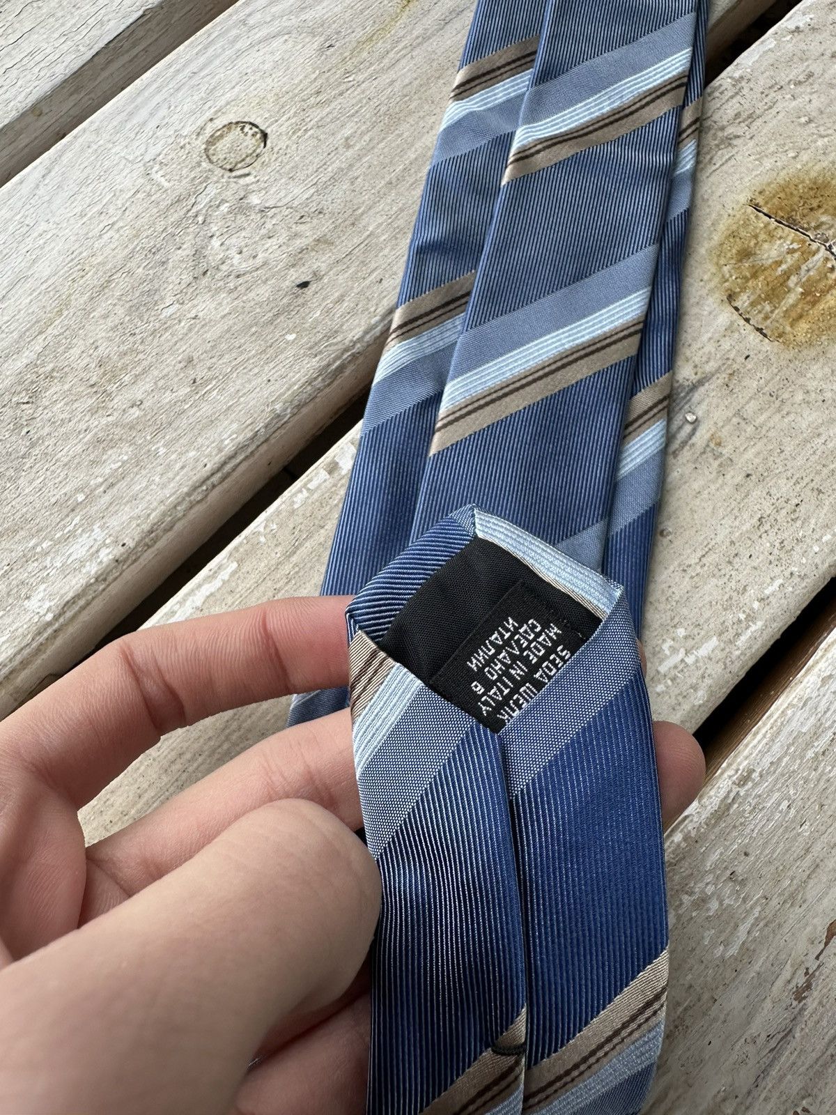 Designer × Hugo Boss 🚨RARE Hugo Boss Tie old money style Burgundy luxury monogram Size ONE SIZE - 5 Thumbnail