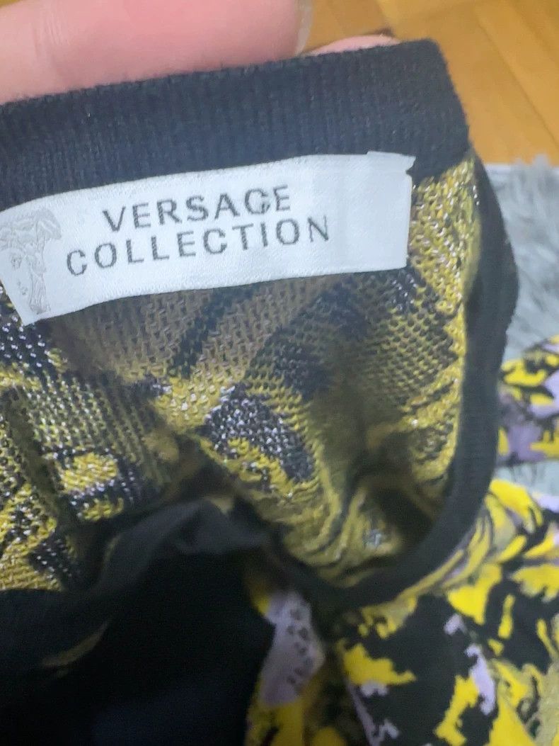 Versace Versace Color-blocked V-neck sweater Size US XL / EU 56 / 4 - 5 Thumbnail
