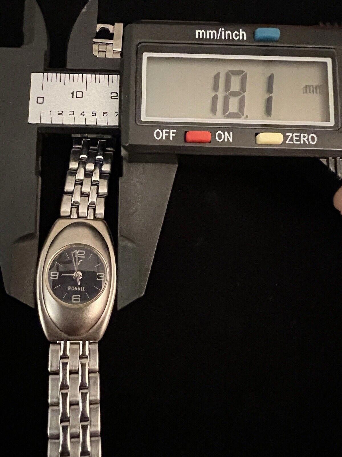 Fossil Fossil Ladies Watch ES8755 New Battery Size ONE SIZE - 2 Thumbnail