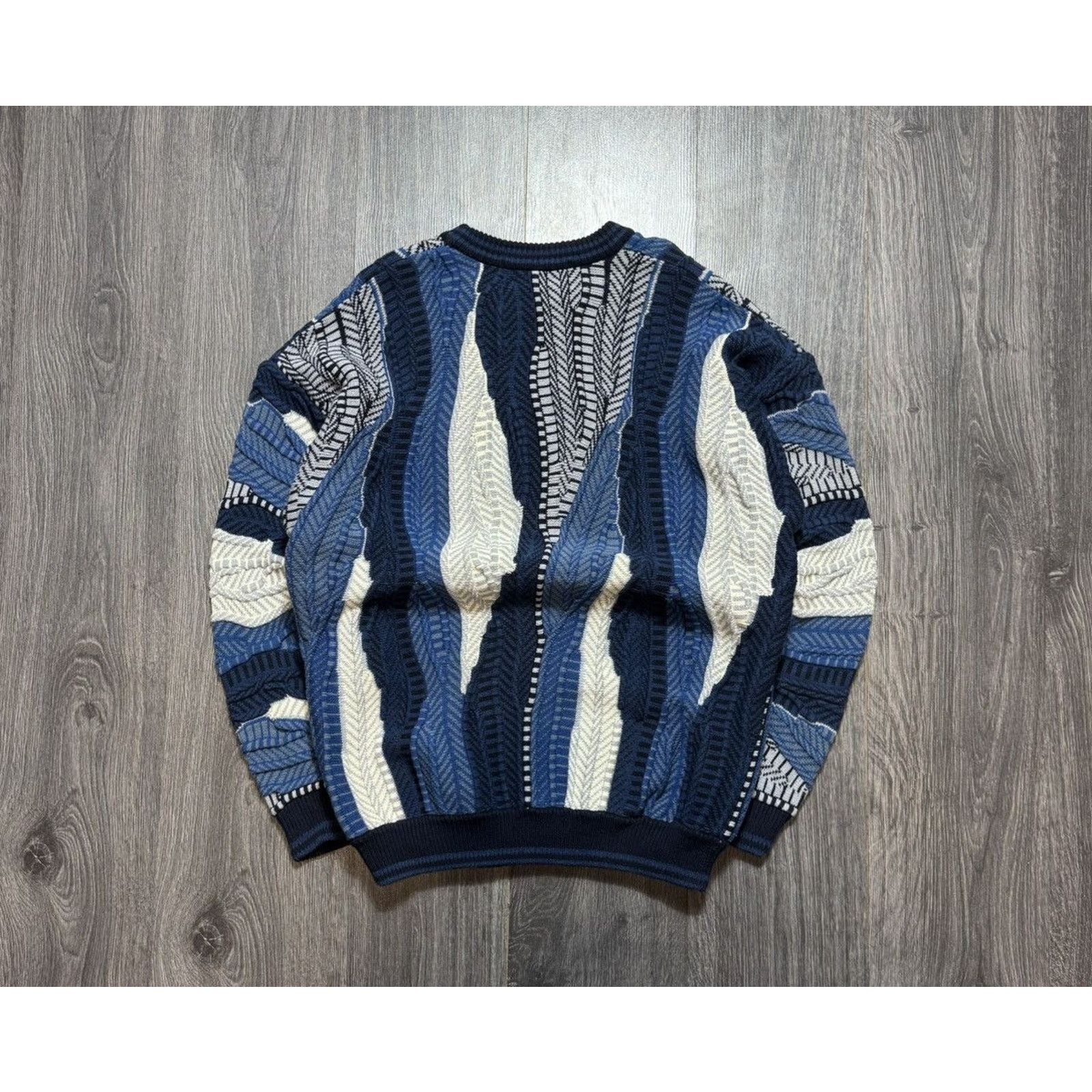 Vintage 90s Vintage Blue Coogi Style Cable Knit Sweater / Tundra Size US L / EU 52-54 / 3 - 5 Thumbnail