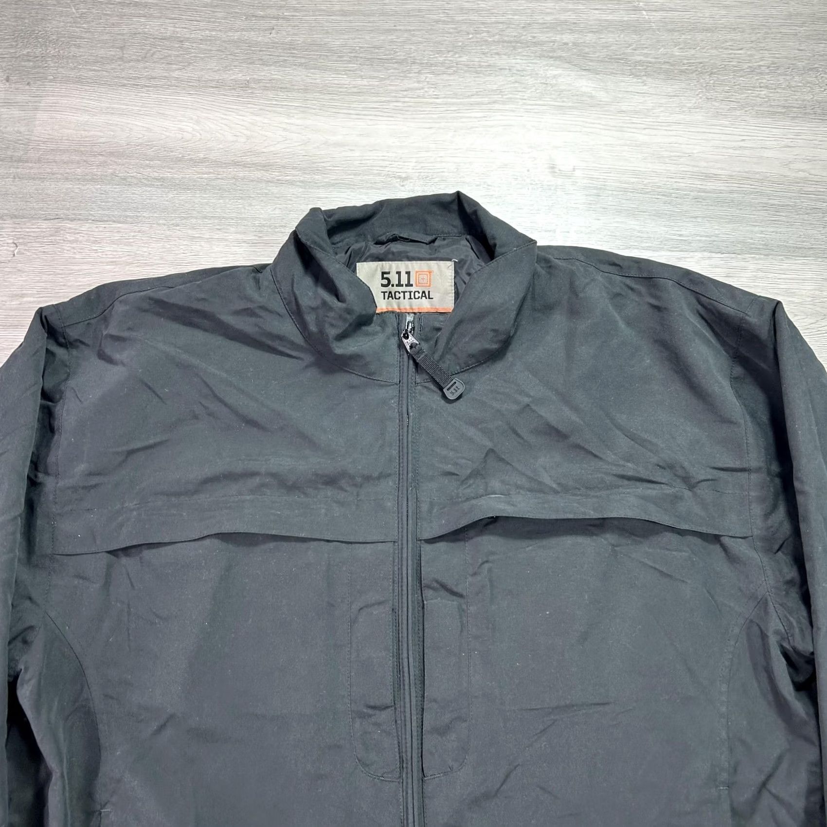 Vintage 5.11 Tactical Response Jacket Mens M Black Full Zip Windbreaker 48016-019 Jacket Mens Black Windbreaker Casual Travel Workwear Hiking Military Size US M / EU 48-50 / 2 - 5 Thumbnail