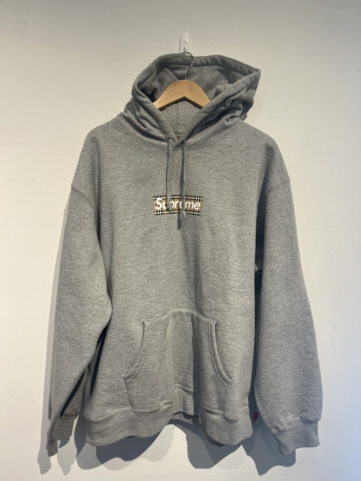 【Supreme x Burberry】Box Logo Hooded Sweatshirt Grey 大人気 Supreme Supreme Burberry Box Logo Hoodie Heather Grey -